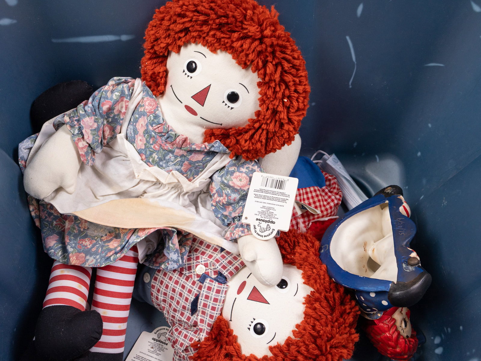 Large Lot of Vintage Raggedy Ann and Andy Dolls - 3