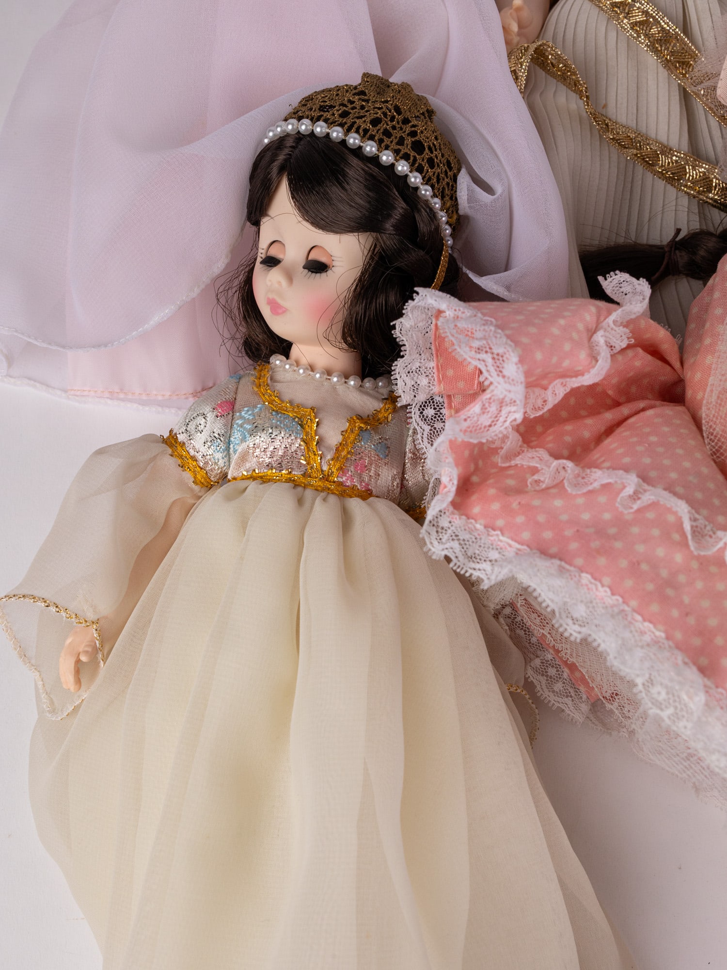 Assorted Vintage Madame Alexander Dolls - 5