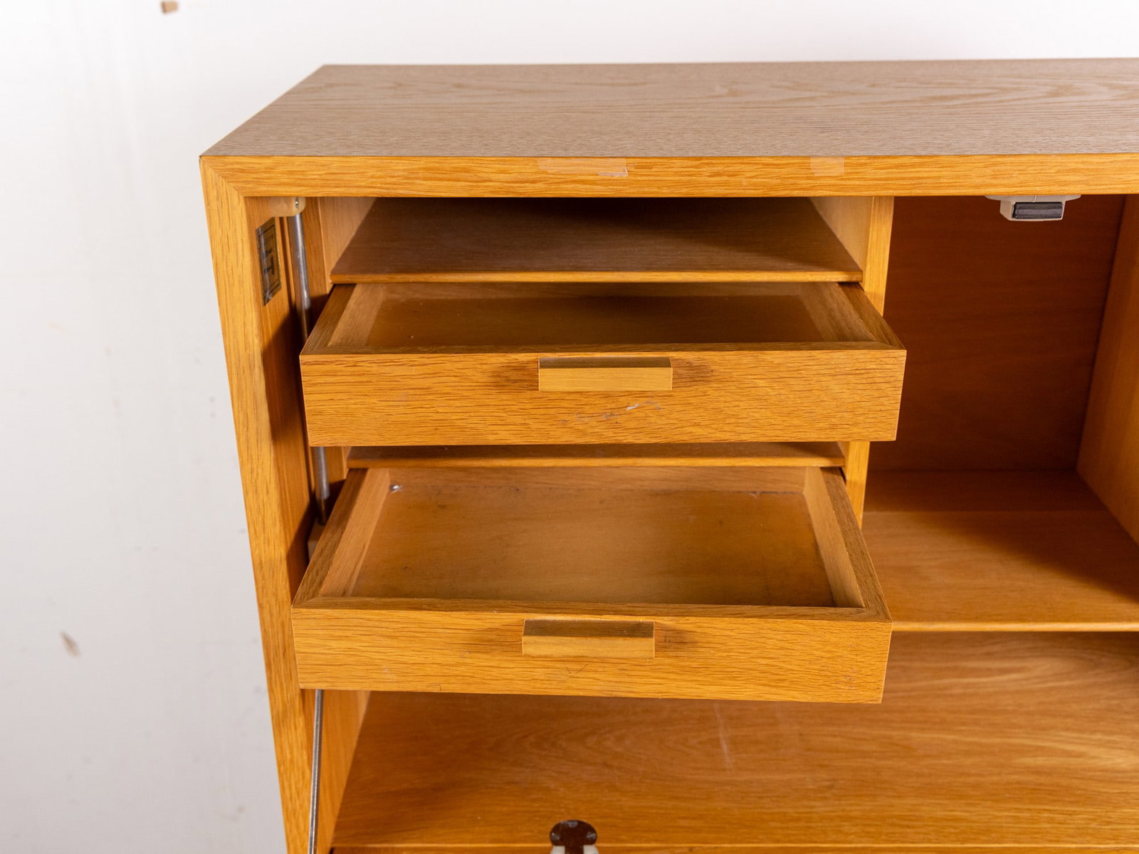 Charles Webb Studio Mid Century Modern Oak Desk - 4