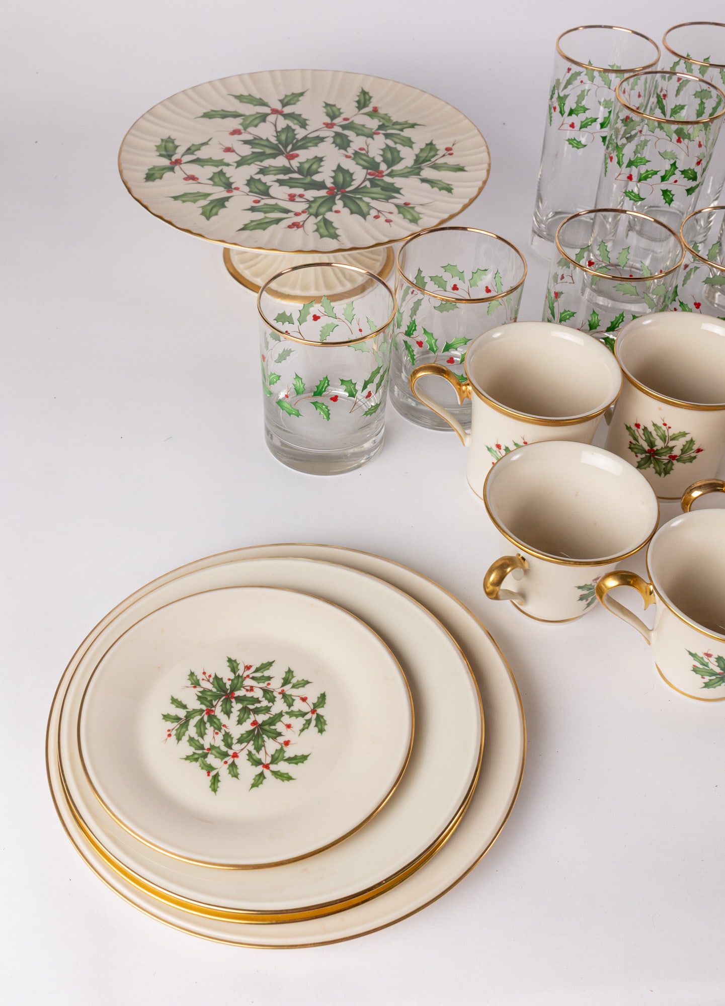 Lenox "Holiday" 60+ Piece Dish Set - 3