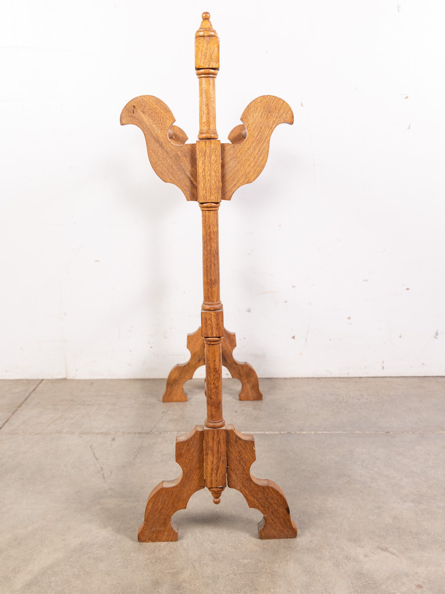 Antique 19th Century Wooden Quilt Rack - 3