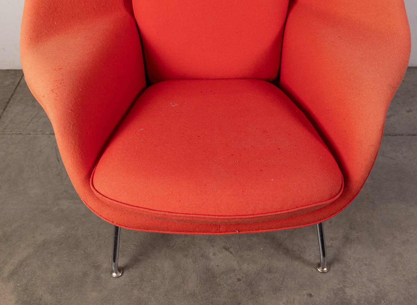 Eero Saarinen for Knoll Womb Chair - 2