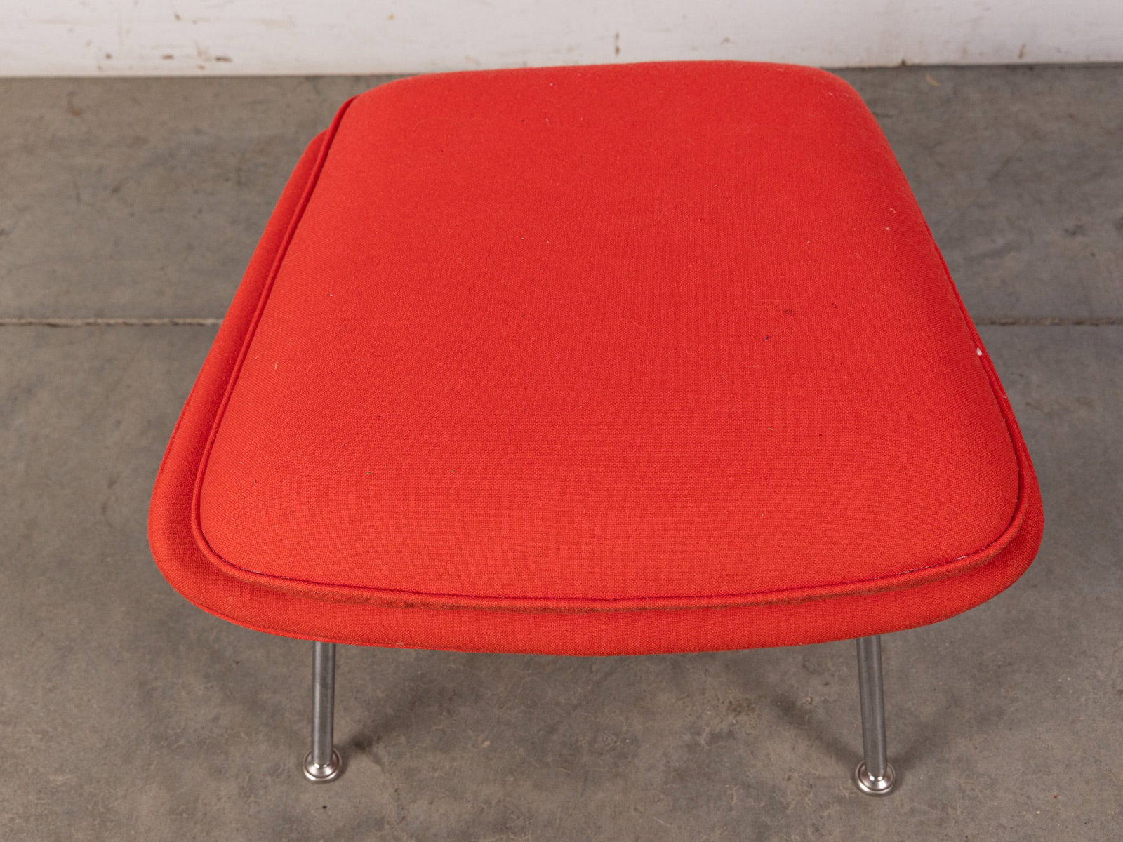 Eero Saarinen for Knoll Womb Ottoman - 3
