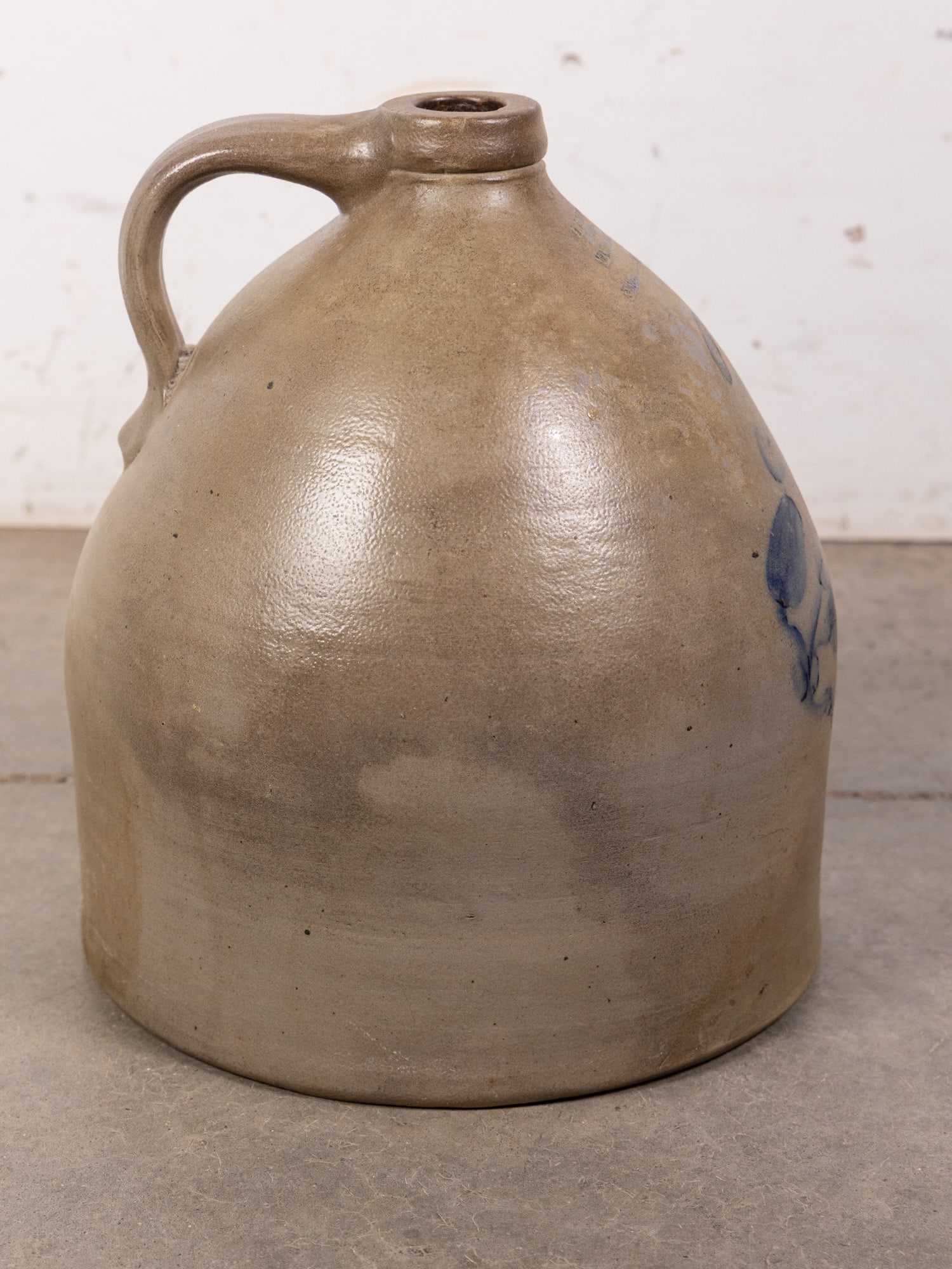 19th c. Local Cobalt Decorated Stoneware Jug - 4