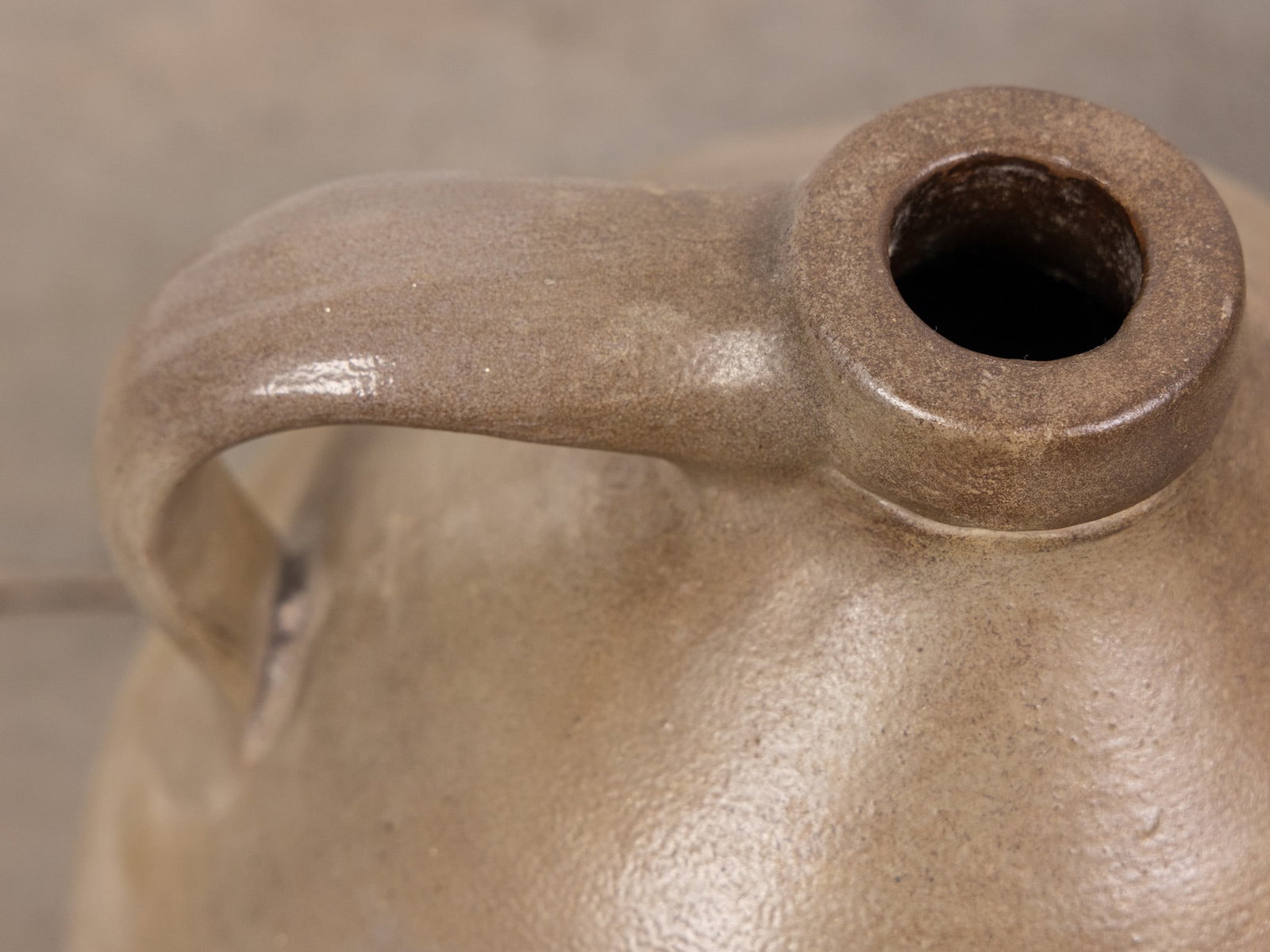 19th c. Local Cobalt Decorated Stoneware Jug - 5