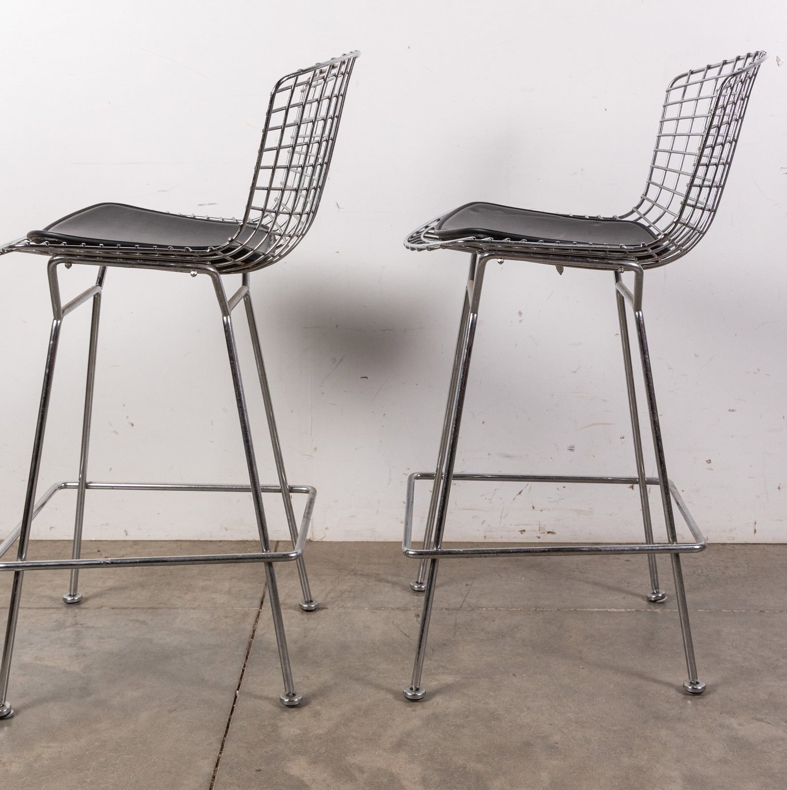 (2) Harry Bertoia for Knoll Bar Stools - 6