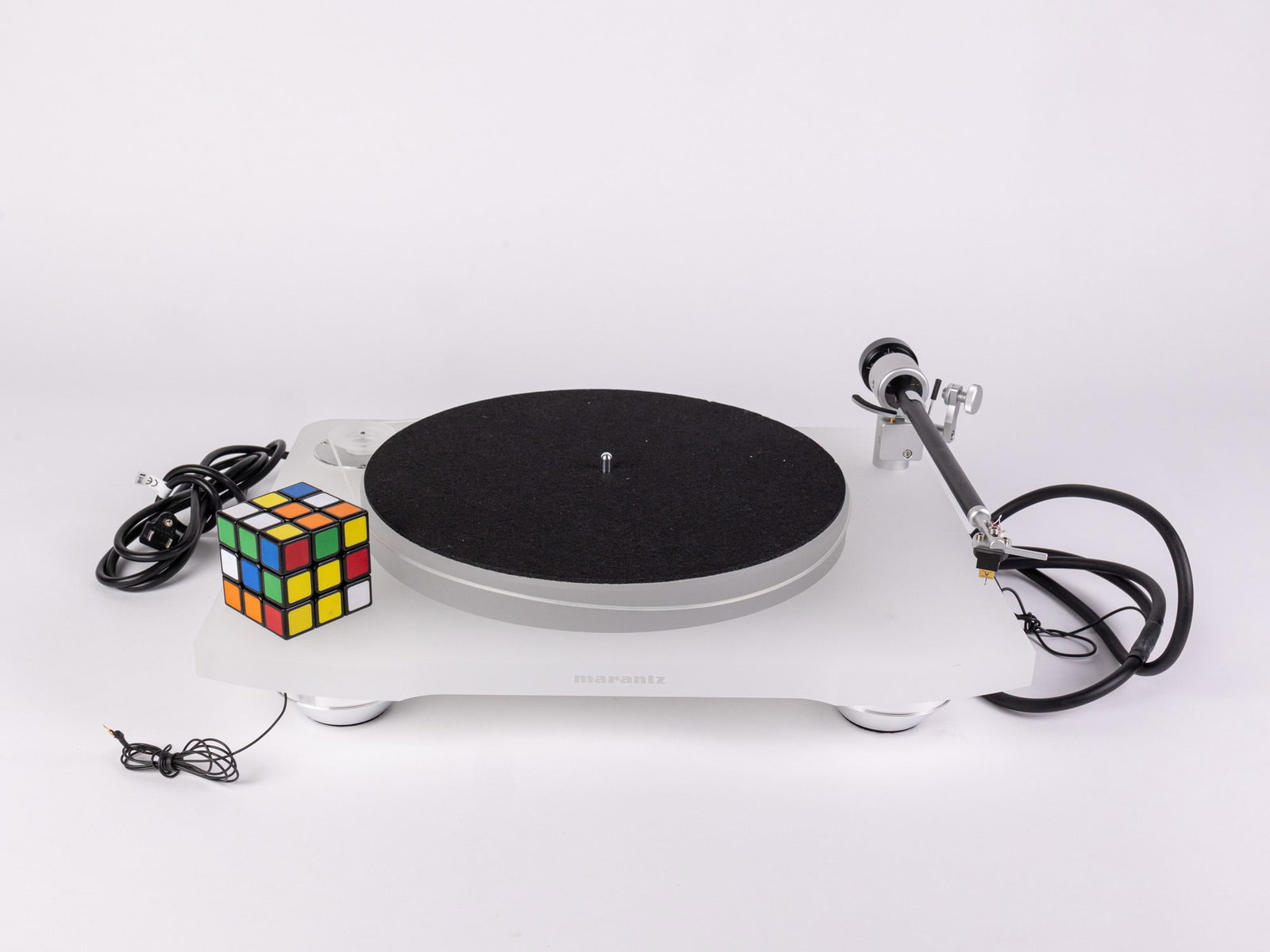 Marantz TT-15S1 Turntable with Clearaudio Virtuoso Cartridge - 2