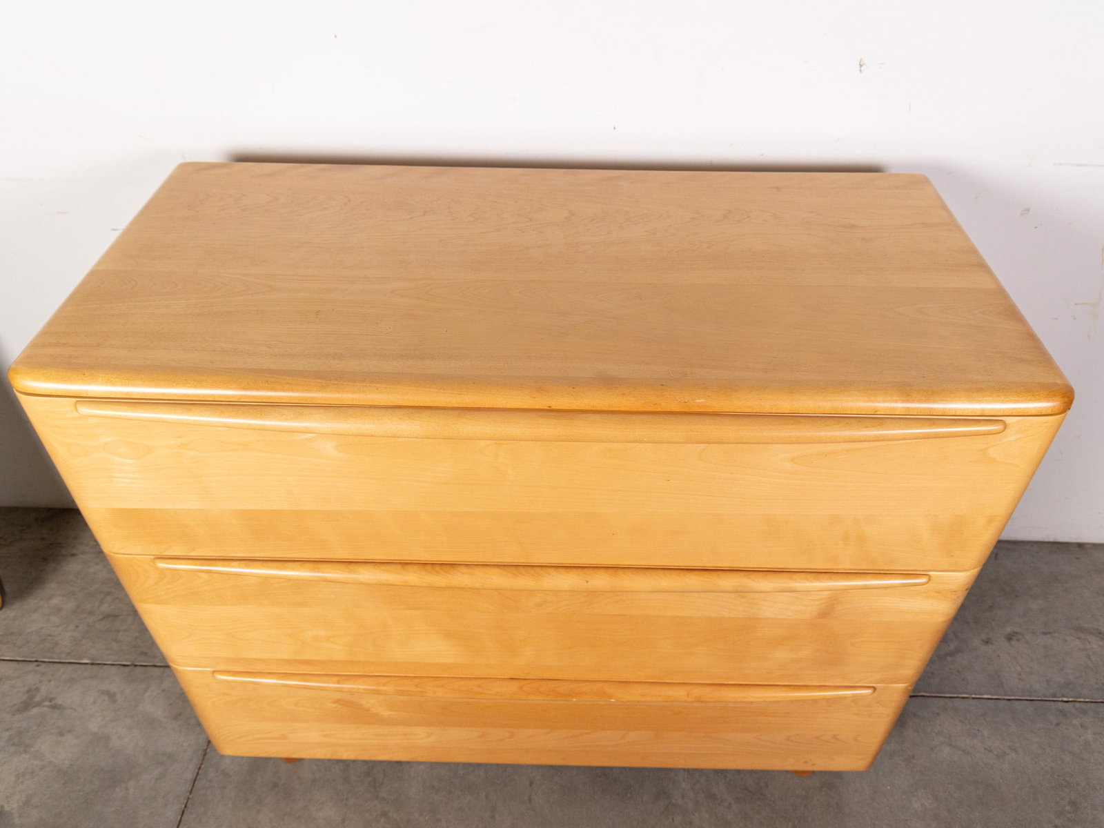 Mid Century Heywood Wakefield Maple "Encore" Dresser - 2