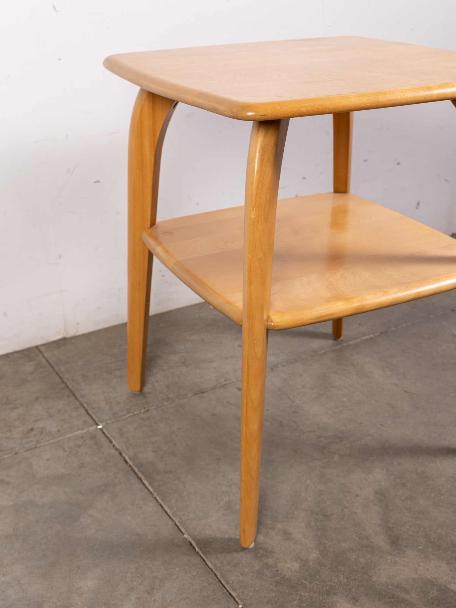 Mid Century Heywood Wakefield Maple "Encore" Side Table - 4