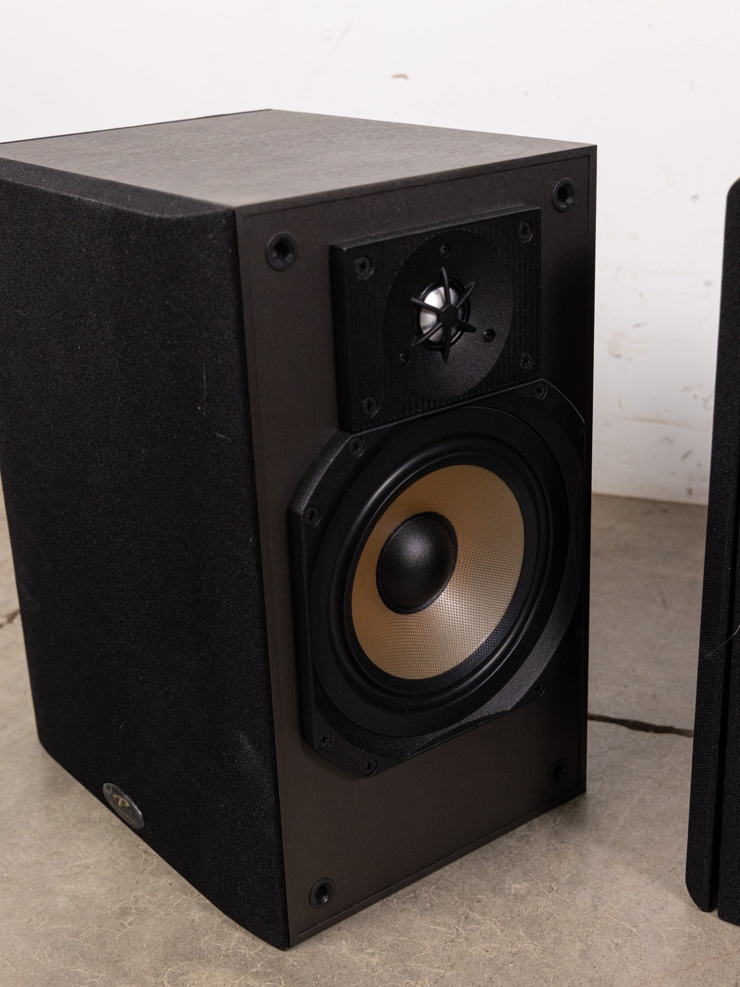 Paradigm Studio/ADP v.2 and Studio/CC v.2 Speakers - 2