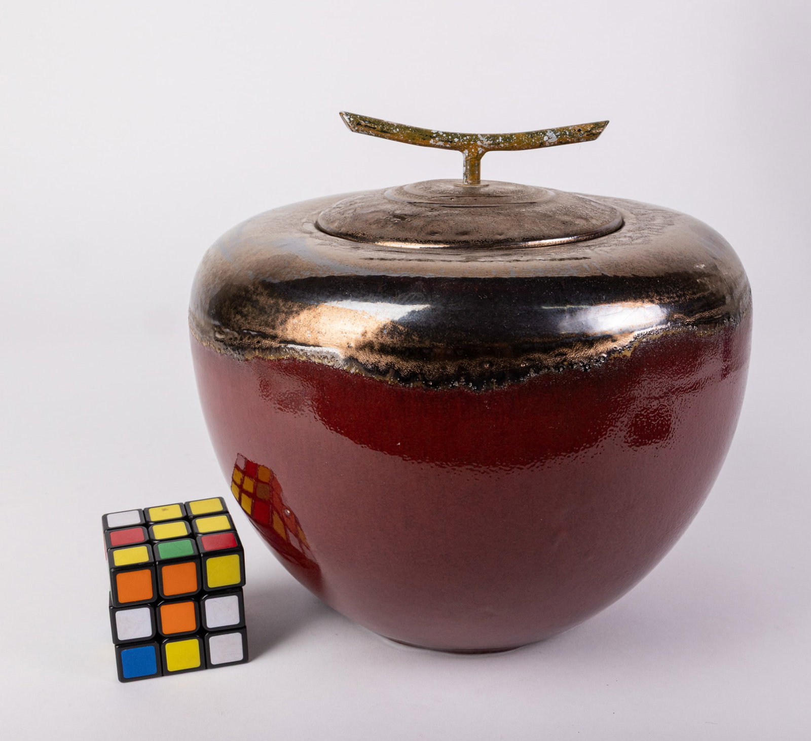 Vintage Asian Ceramic Red Flambe Lidded Jar - 2