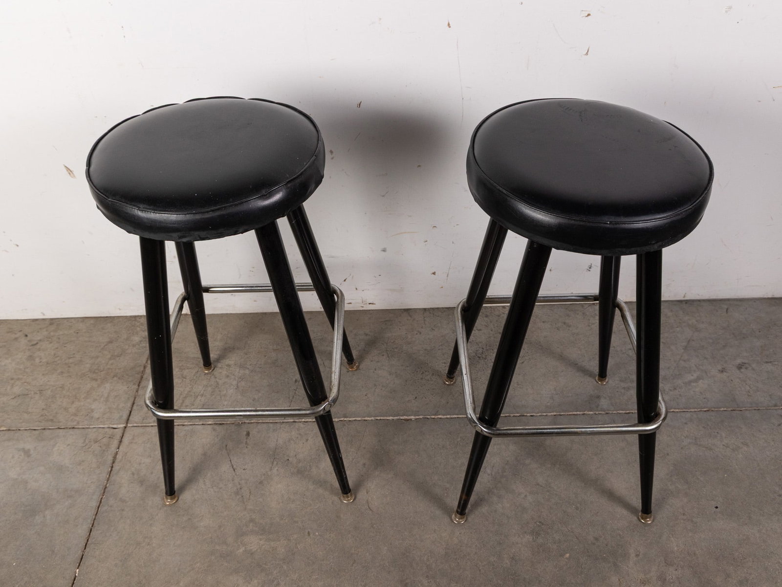 Two Mid Century Modern Black & Chrome Bar Stools - 3