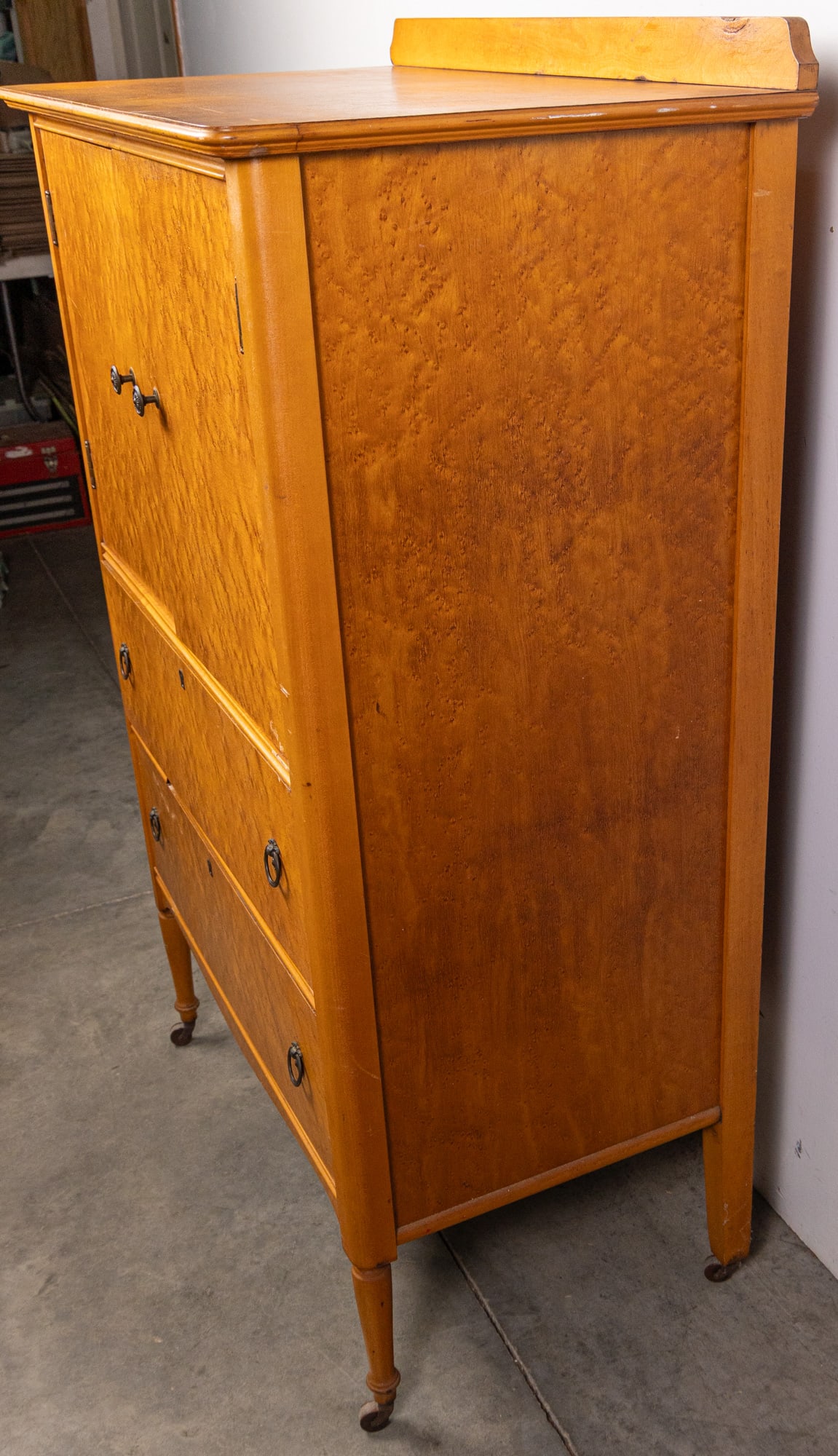 Vintage Early 20th Century Birdseye Maple Chest - 3