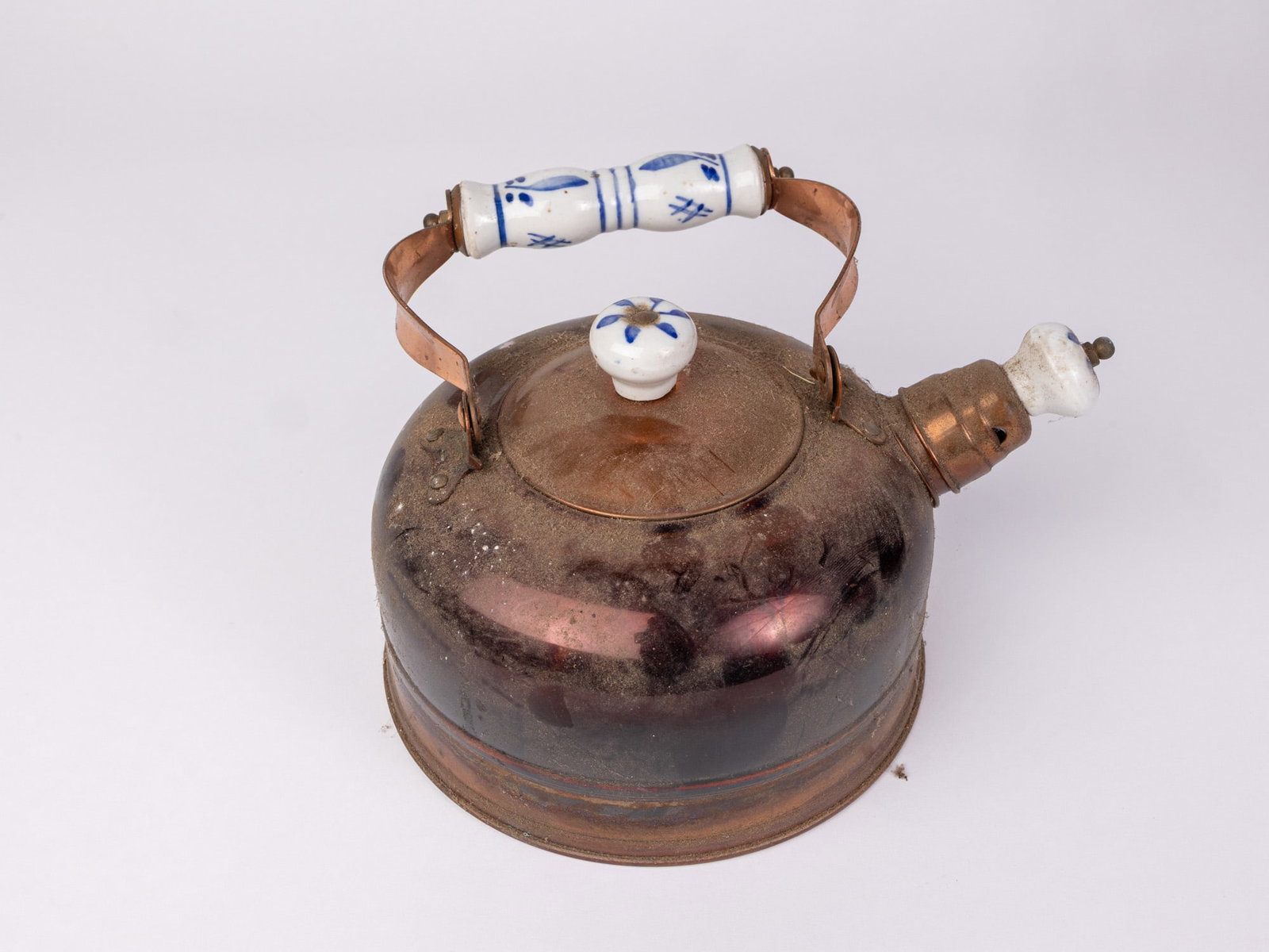 Vintage Copper Tea Kettle with Ceramic Details - 2