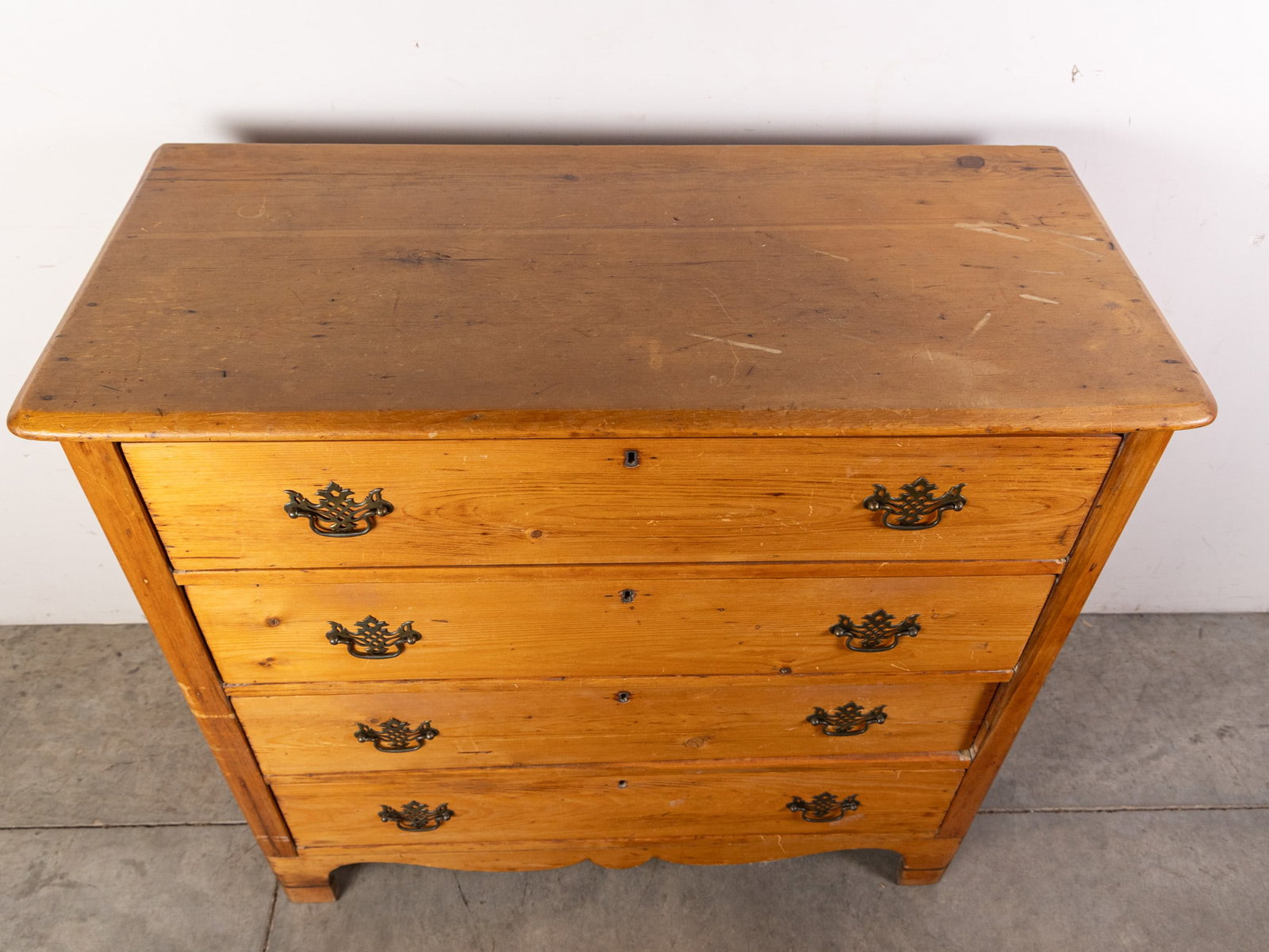 19th c. Pine Chest of Drawers w/ Scalloped Apron - 2
