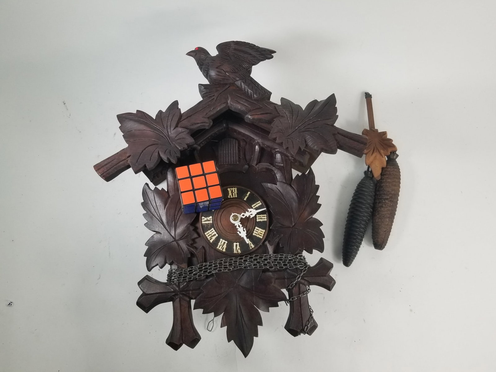 Large Vintage Black Forest Cuckoo Clock - 2