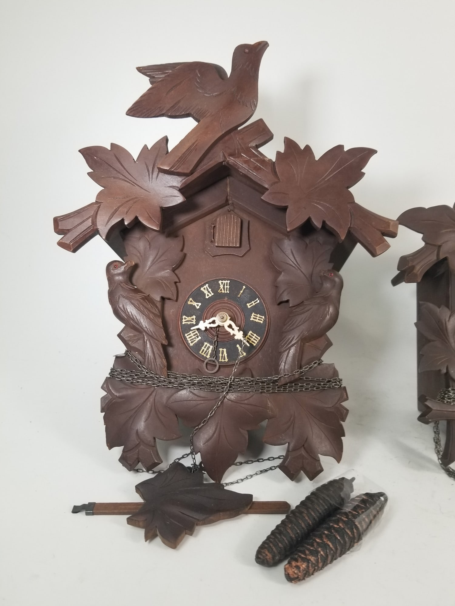 Two Vintage Small Cuckoo Clocks - 3