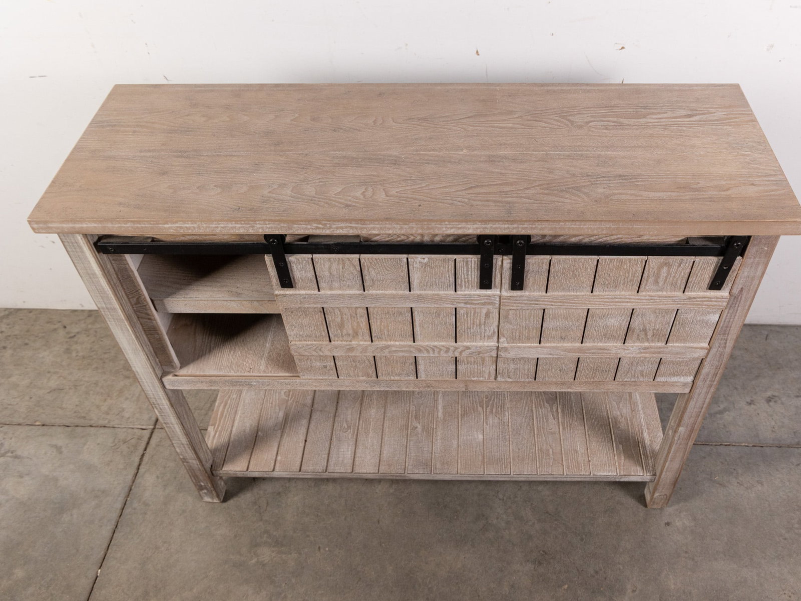 Contemporary Grey Farmhouse Chic Sideboard Cabinet - 2