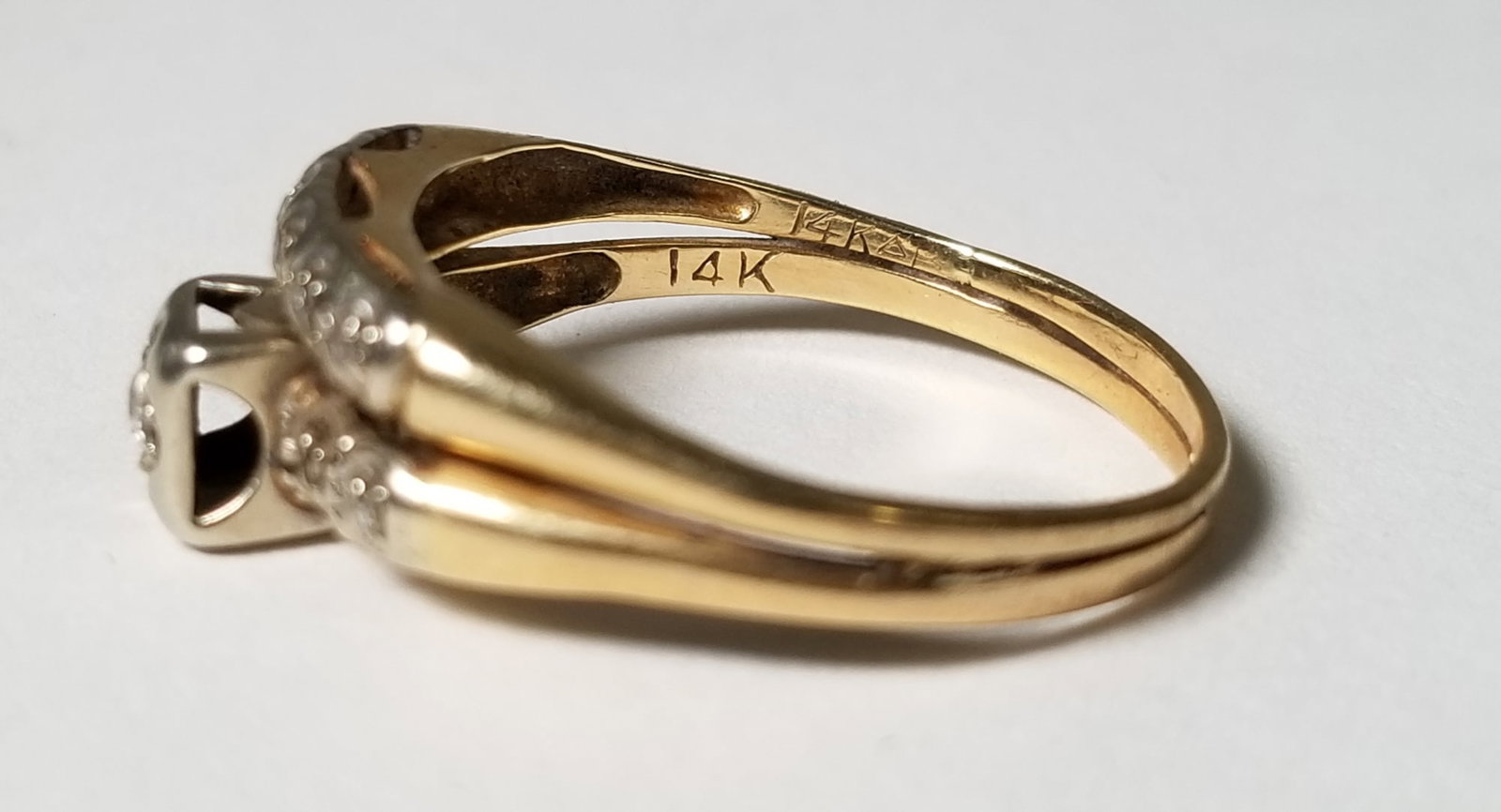 Ring Marked 14k with White Stones - 3