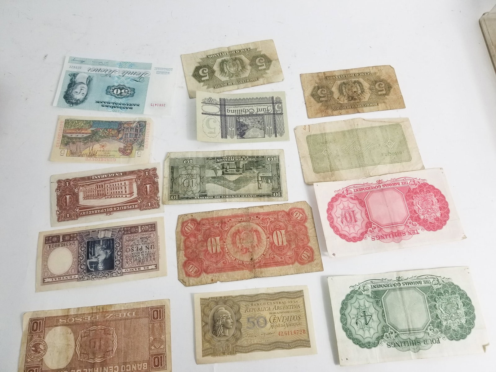 Lot Of Foreign Bills From South America and Europe - 2
