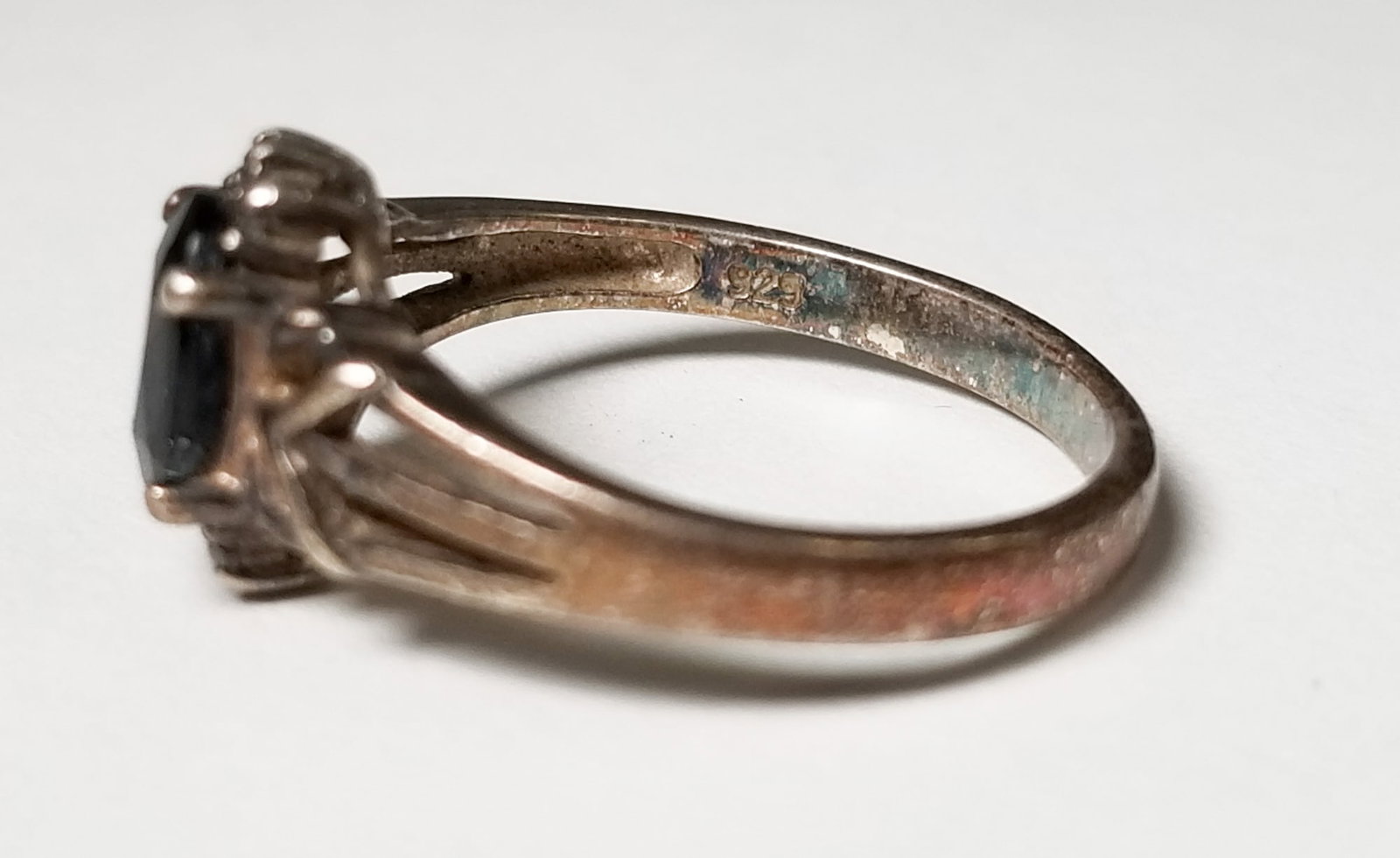 Five Lenox Open Heart RIngs and three assorted 925 Rings - 5