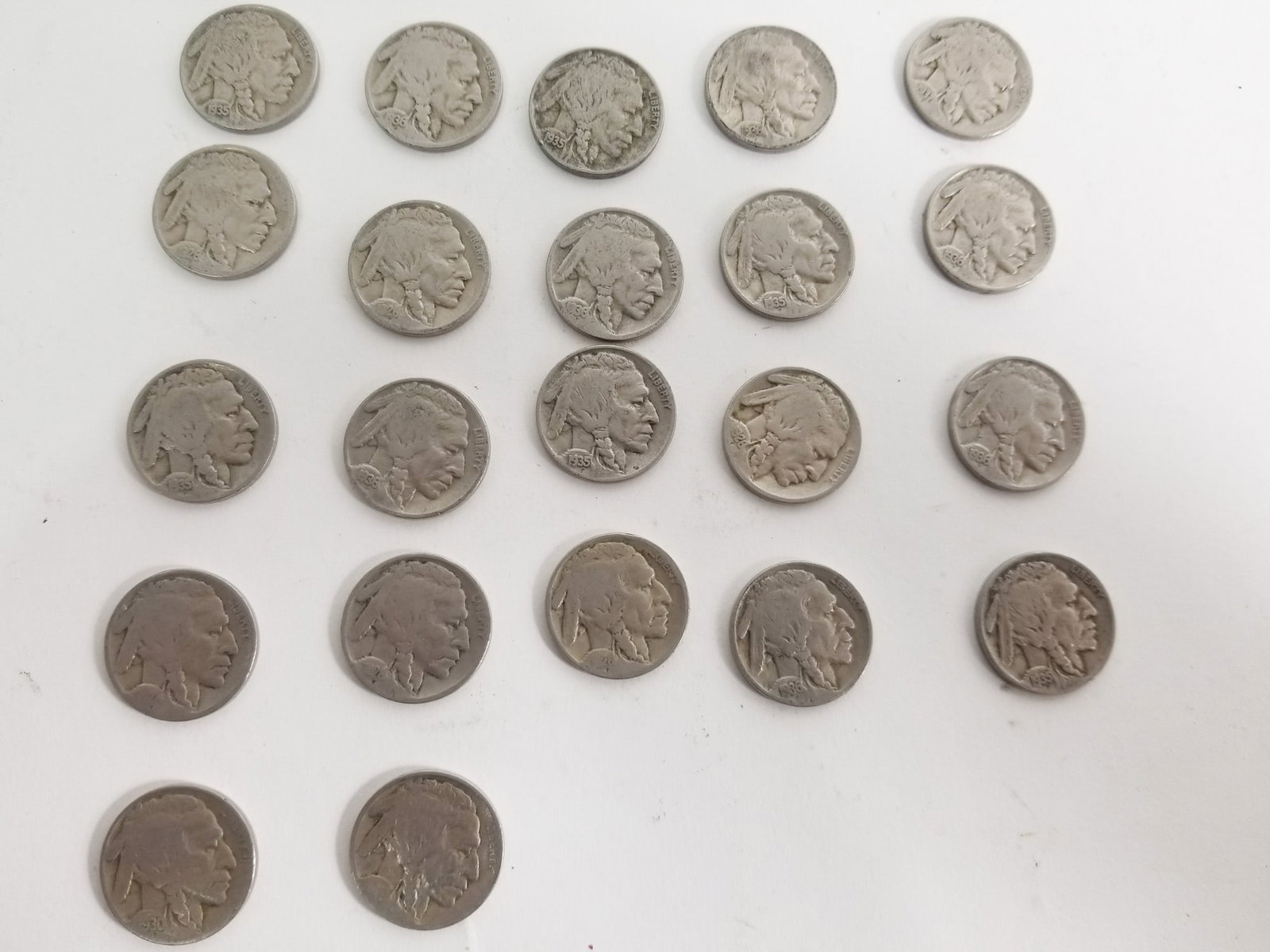 32 Buffalo Nickels with Visible Dates - 3
