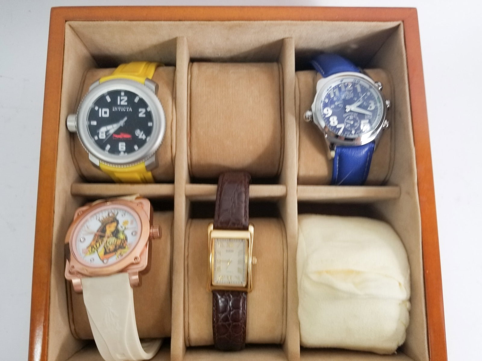 Eight Watches Ft Invicta, Stuhrling, and Guess - 3