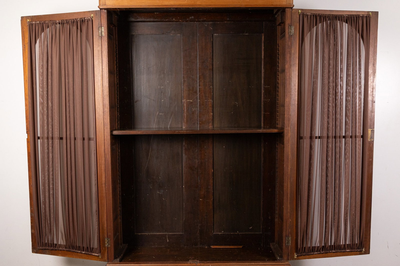 19th c. Antique Arched Glass Door Bookcase - 7