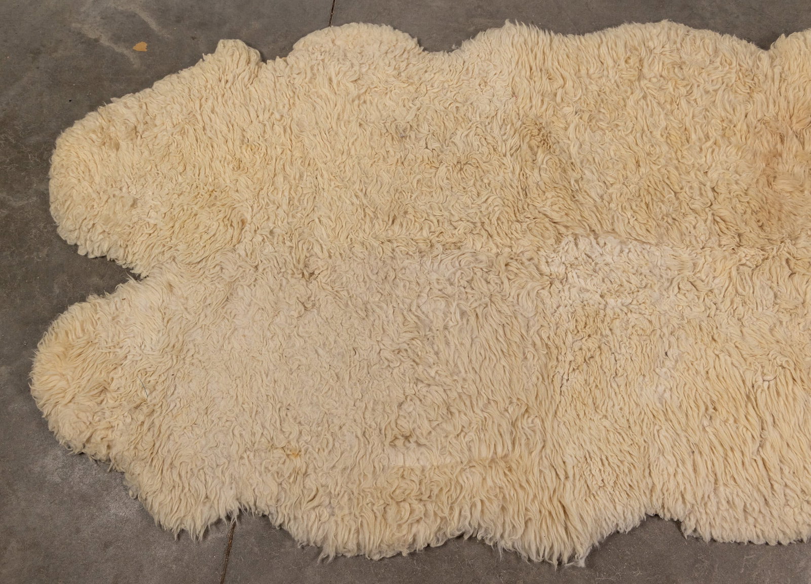 New Zealand Pure Lambskin Wool Rug - 2