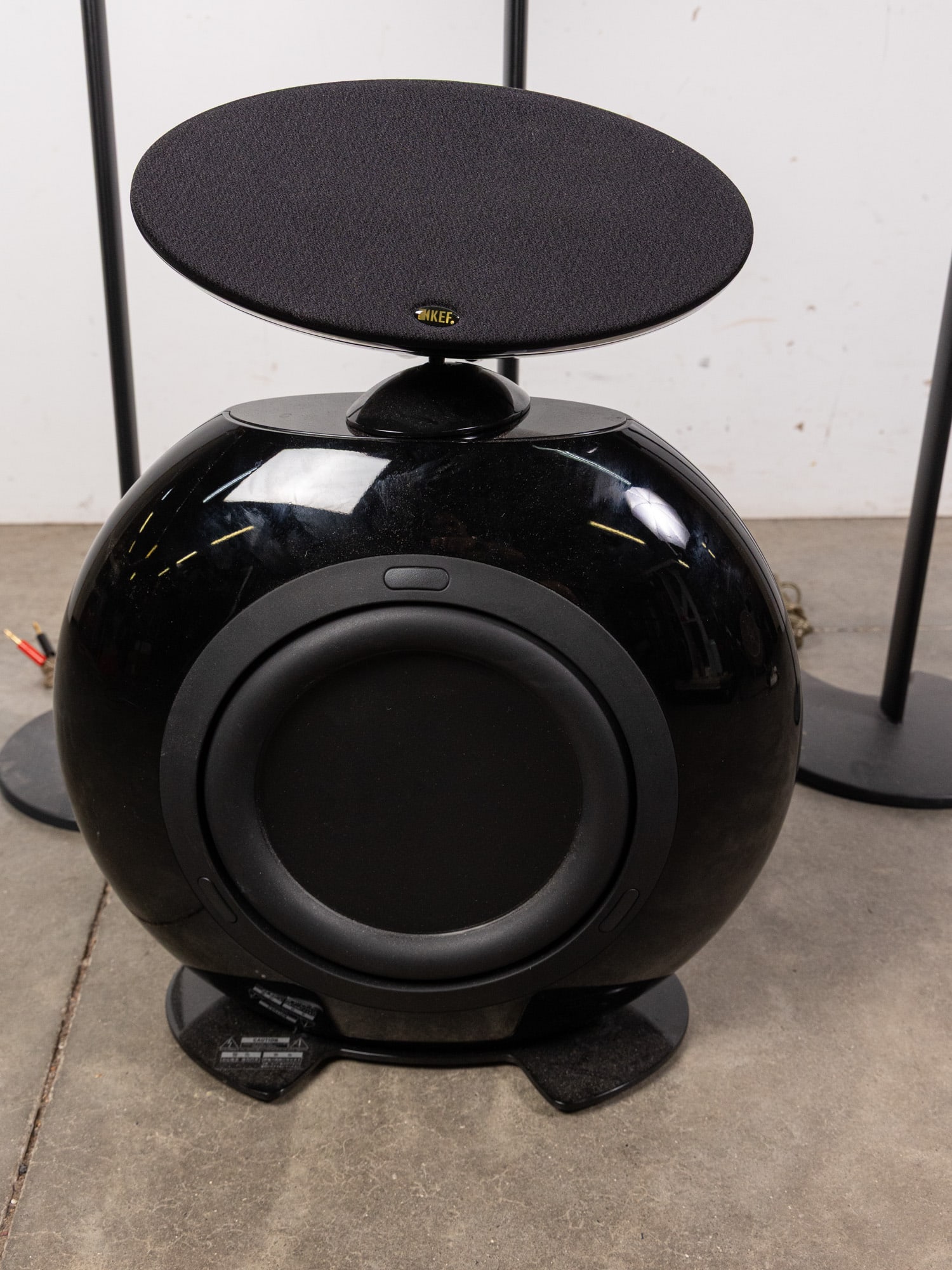 KEF HTS3001 HTC3001 5.1 Surround Sound Speakers and HTB2 Power Subwoofer - 2