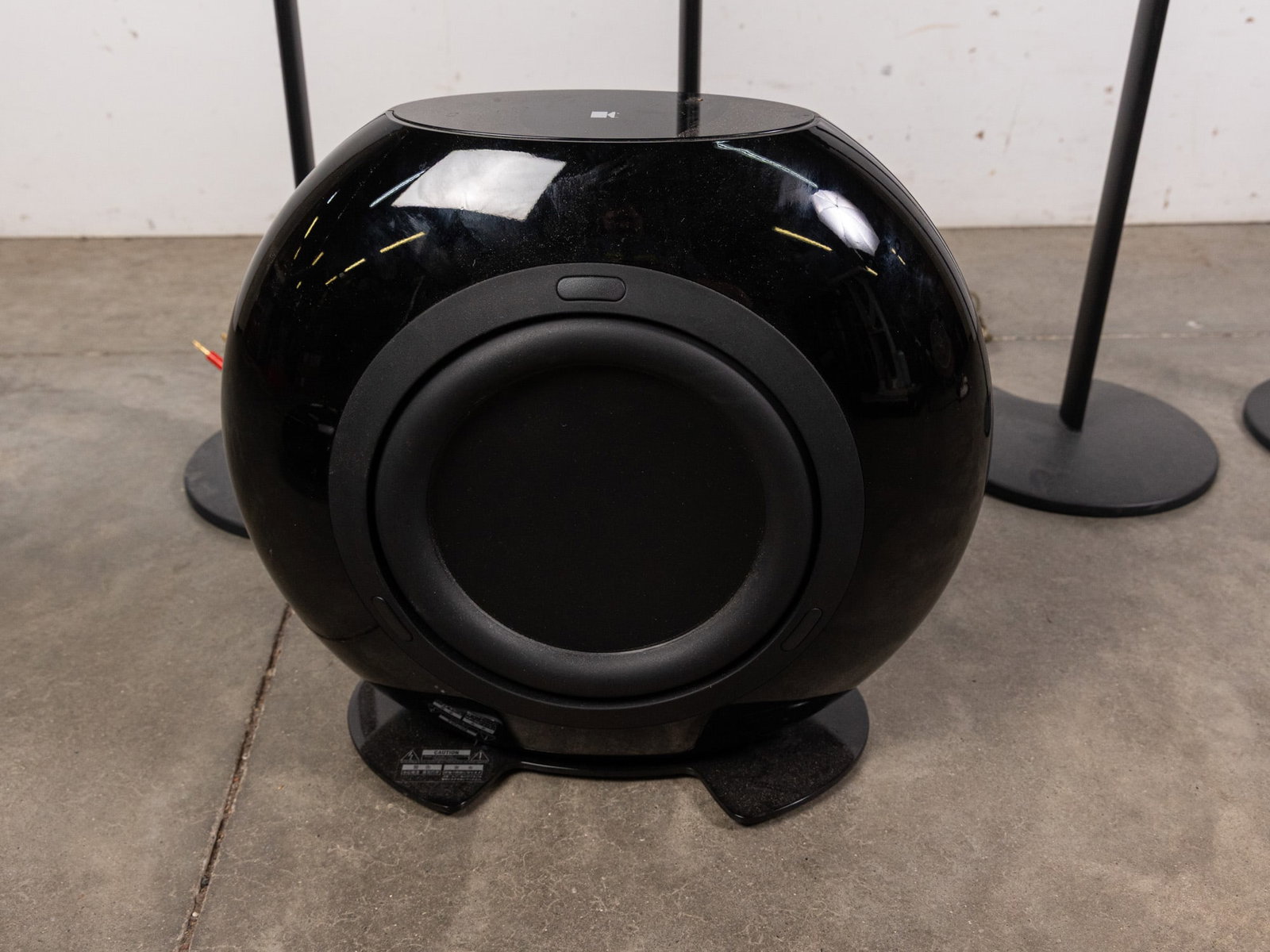 KEF HTS3001 HTC3001 5.1 Surround Sound Speakers and HTB2 Power Subwoofer - 5