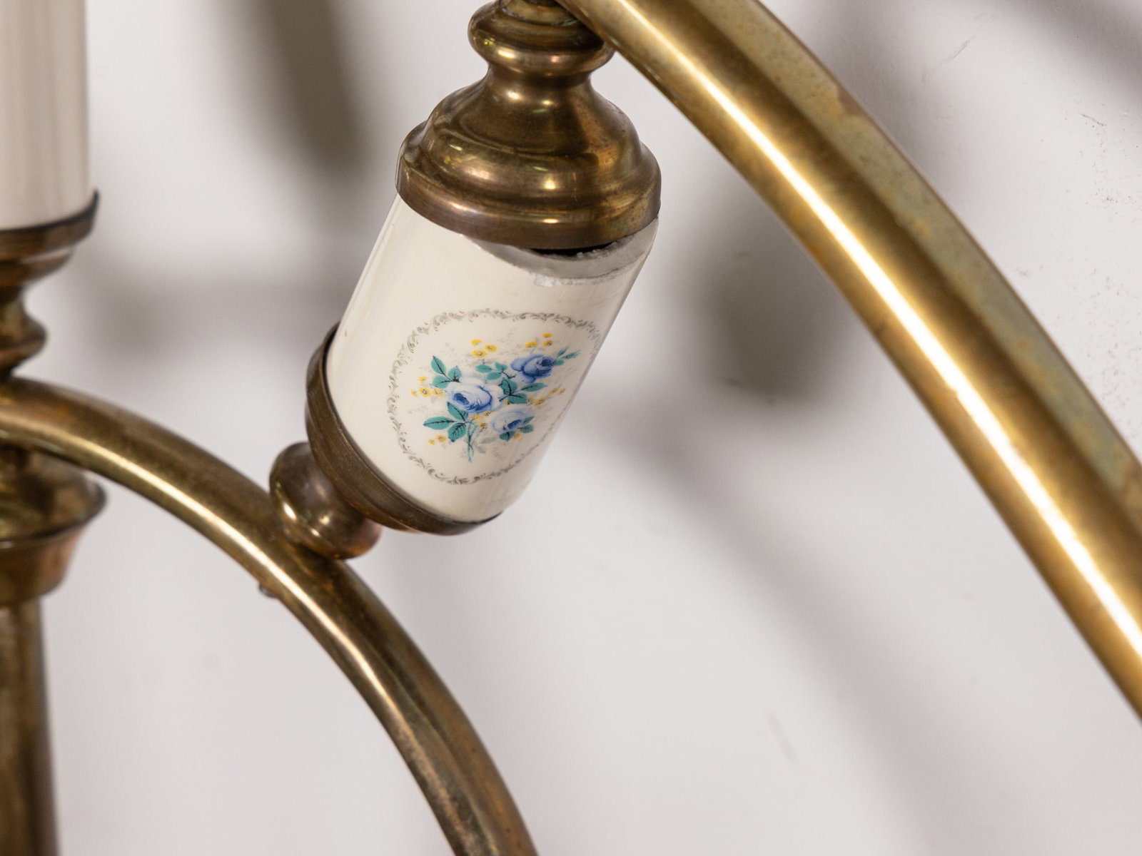 Vintage Brass Full Sized Bed Frame with Floral Accent - 5