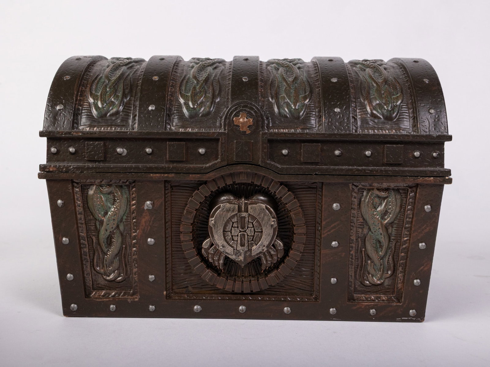 Pirates of the Caribbean Four Movie Collection Chest - 3