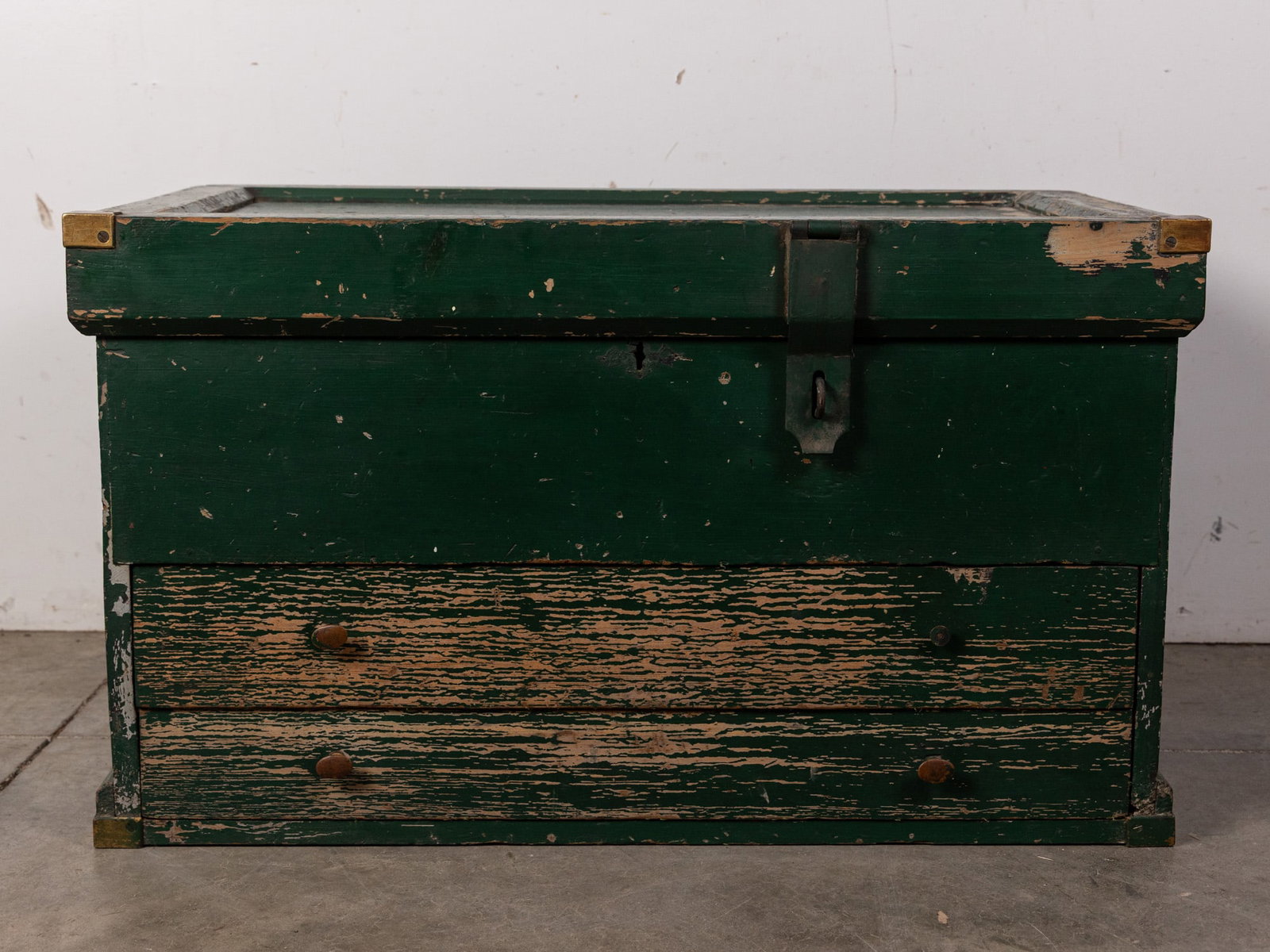 Antique Painted Wooden Storage Chest: Antique Painted Wooden Storage Chest Size 20" x 33" x 19" Literature Brooks Auction – Online Auction Terms & Conditions Contact: (856) 694-2960 | info@brooks.auction READ BEFORE YOU BID: