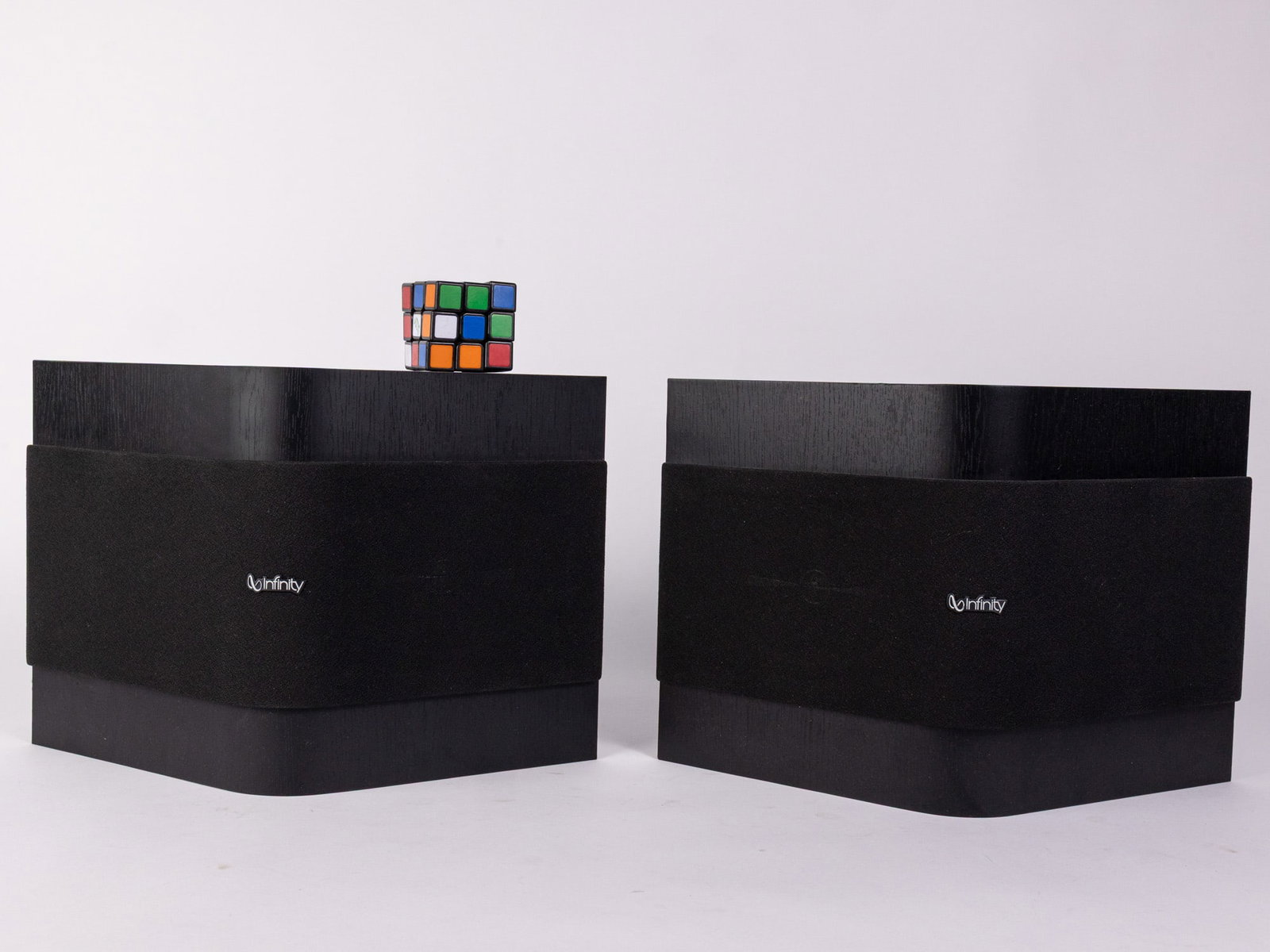 Infinity Reference RS 152 Pair of Speakers - 2
