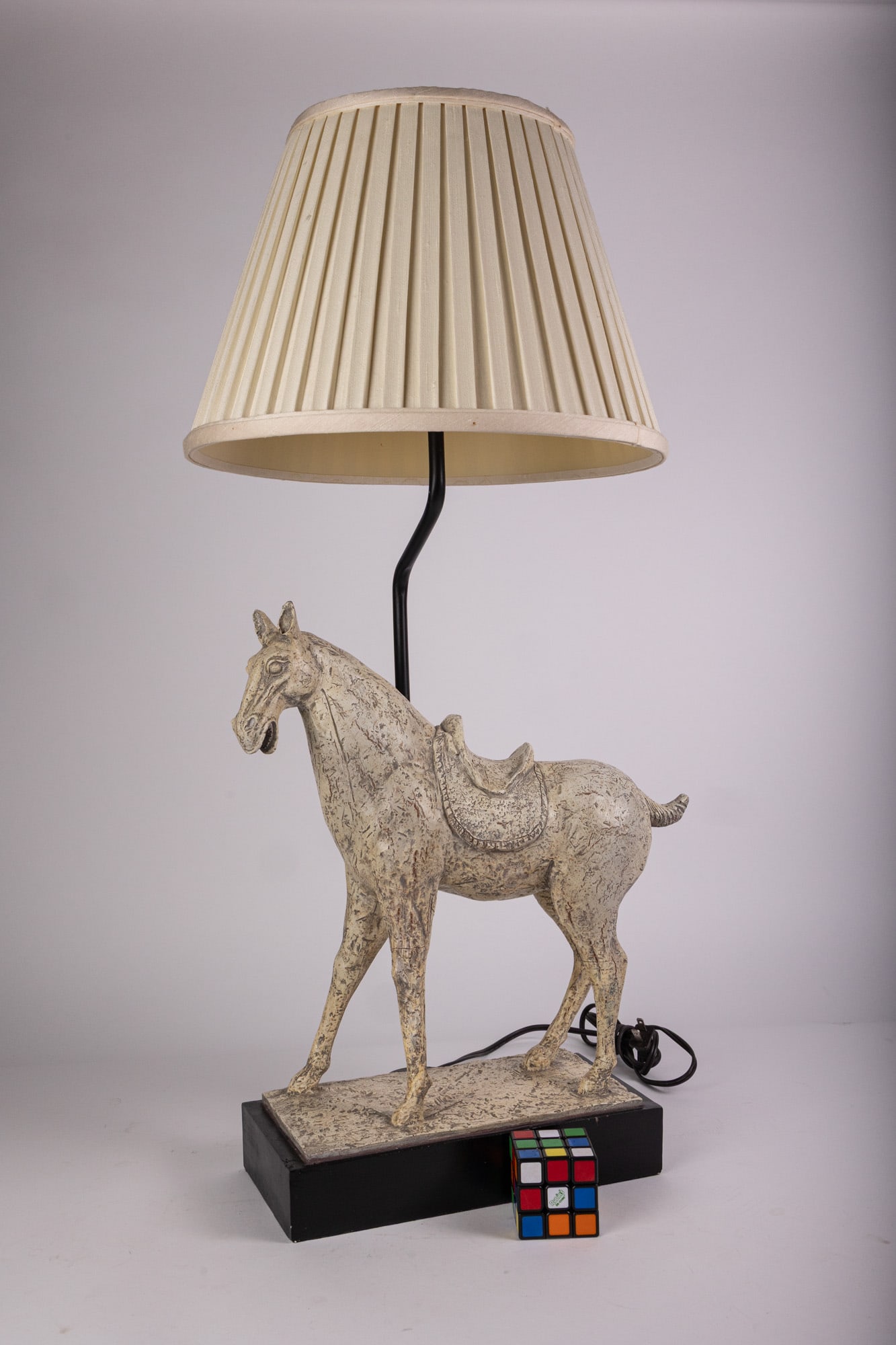 Vintage Figural Horse Table Lamp - 2