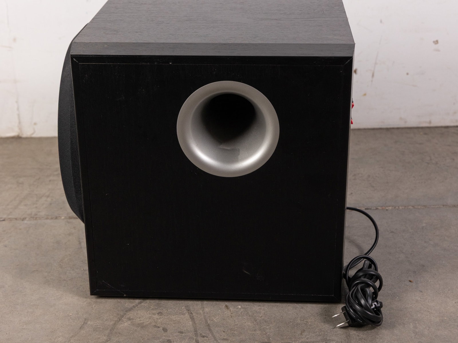 Yamaha YST-SW216 Powered Subwoofer - 3