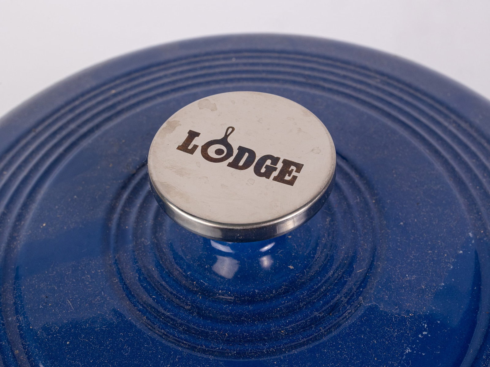Lodge 6 qt Royal Blue Enamel Dutch Oven - 3