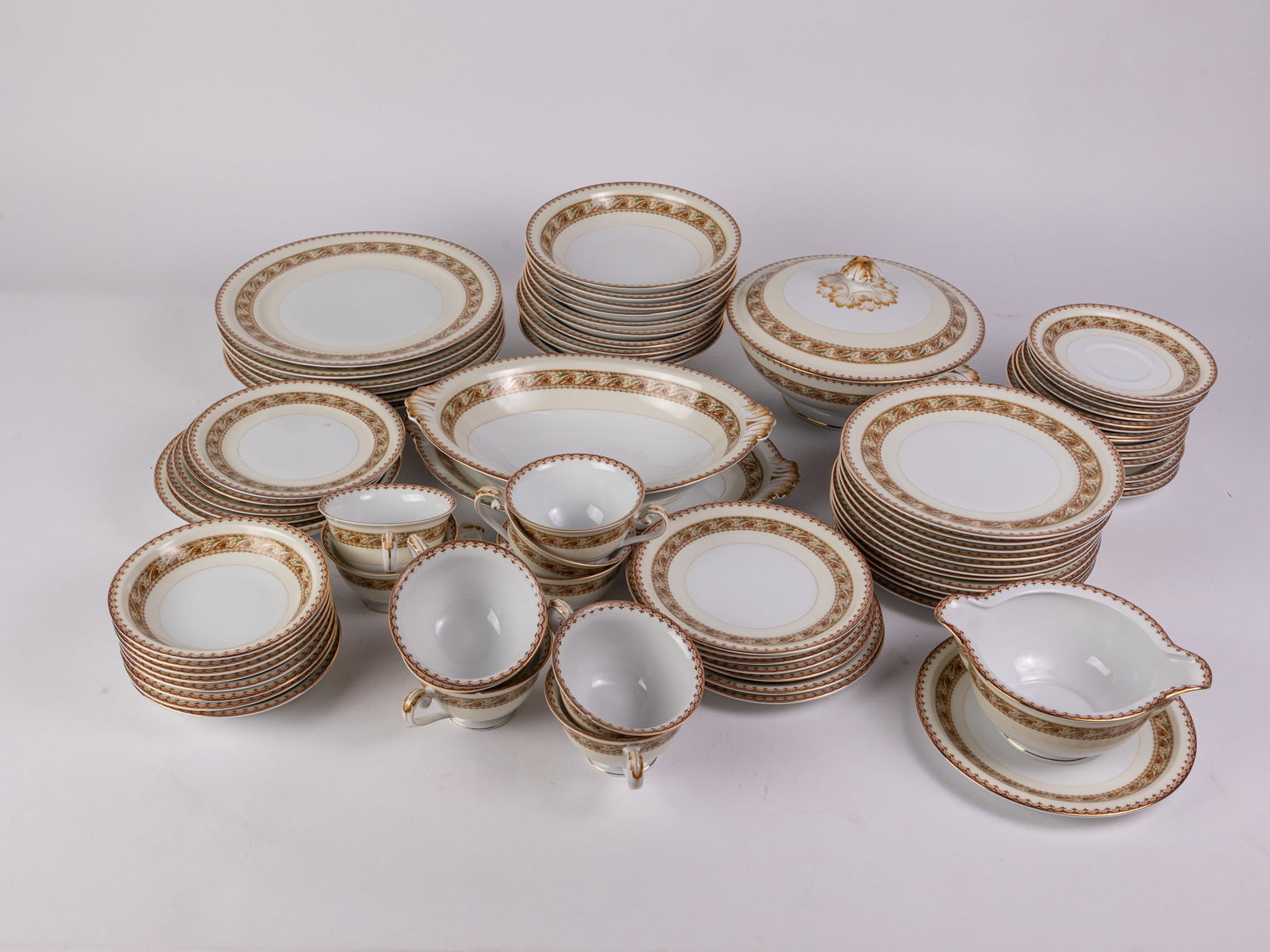 Meito China Asama Shape Vintage Porcelain Dish Set: Meito China Asama Shape Vintage Porcelain Dish Set Literature Brooks Auction – Online Auction Terms & Conditions Contact: (856) 694-2960 | info@brooks.auction READ BEFORE YOU BID: We want you