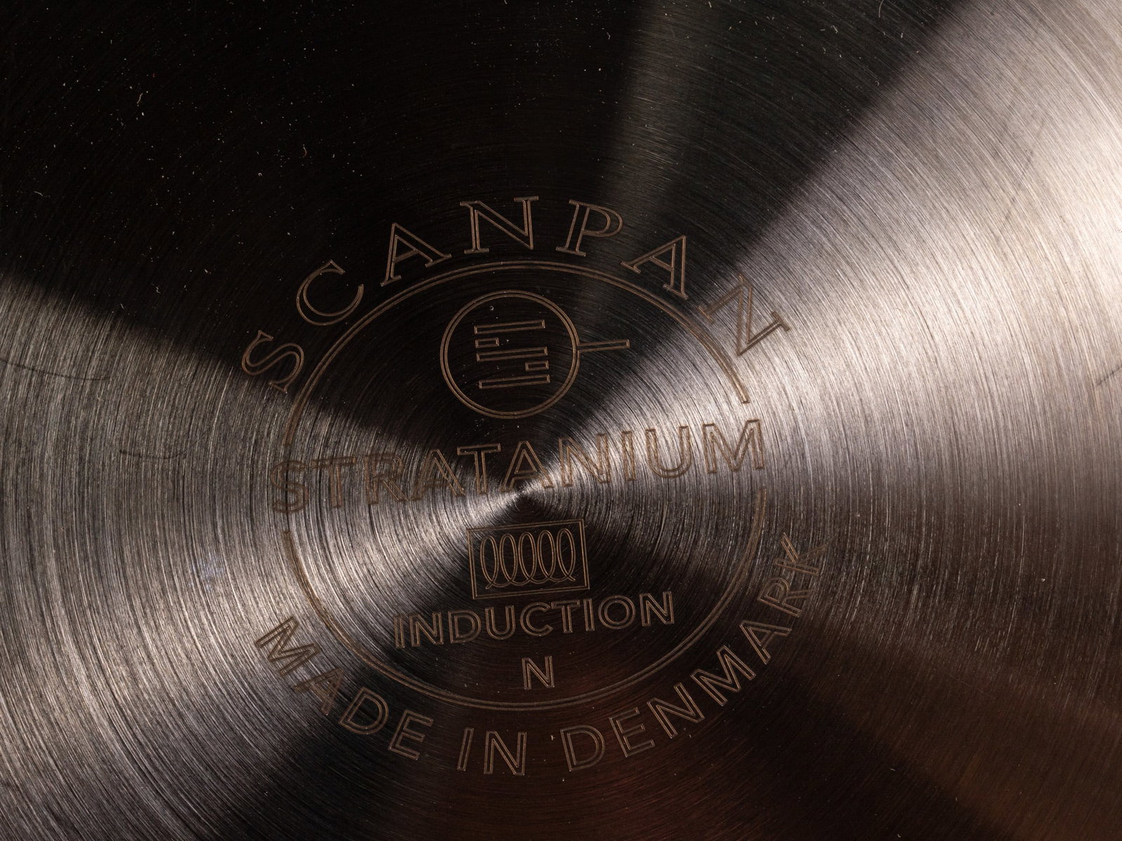 Three Pieces of William Sonoma Stainless Steel Hermoclad by Heston Cookware - 4