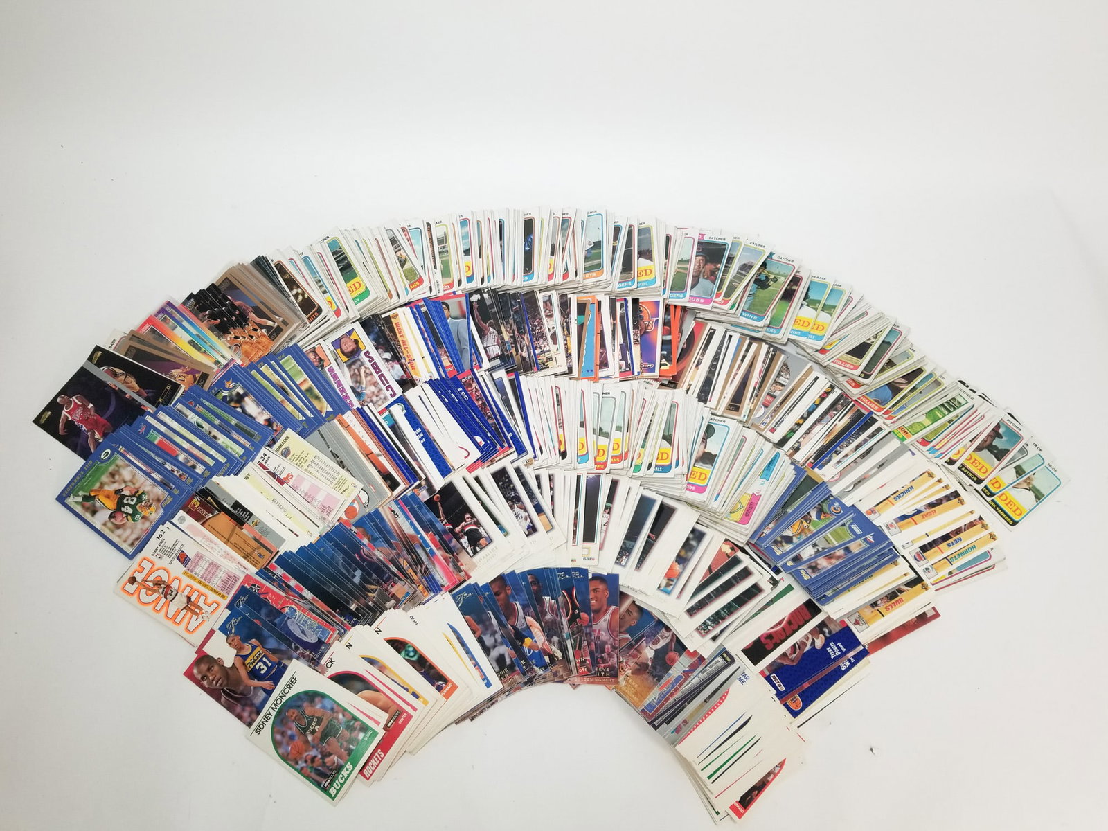 Assortment of Sports Trading Cards ft Kobe Bryant, Allen Iverson & Vlade Divac: Assortment of Sports Trading Cards ft Kobe Bryant, Allen Iverson & Vlade Divac Size 7" x 12" x 12" Literature Brooks Auction – Online Auction Terms & Conditions Contact: (856) 694-2960 |