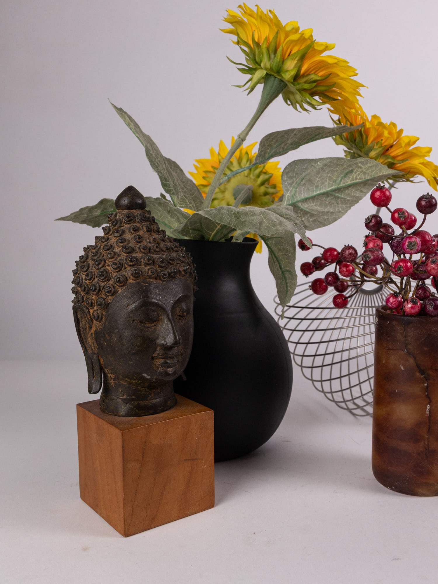 Decor Assortment Lot - 2