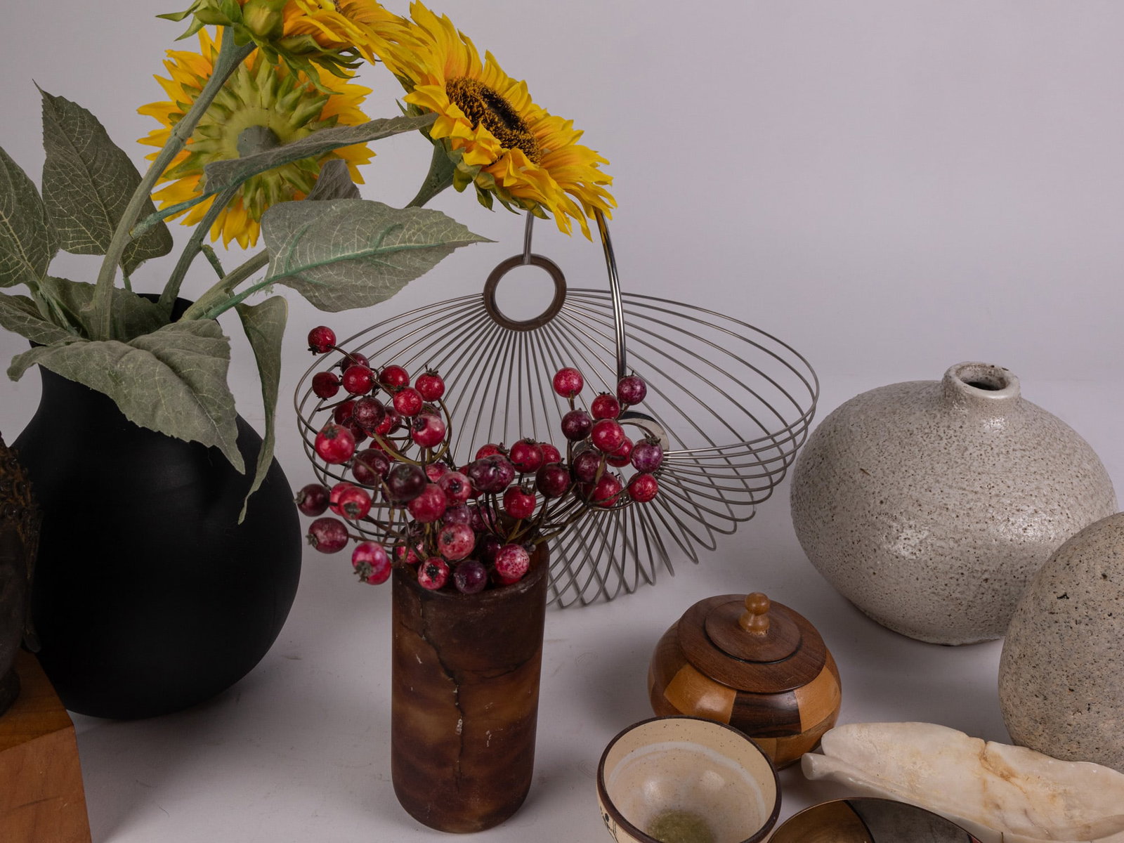 Decor Assortment Lot - 4