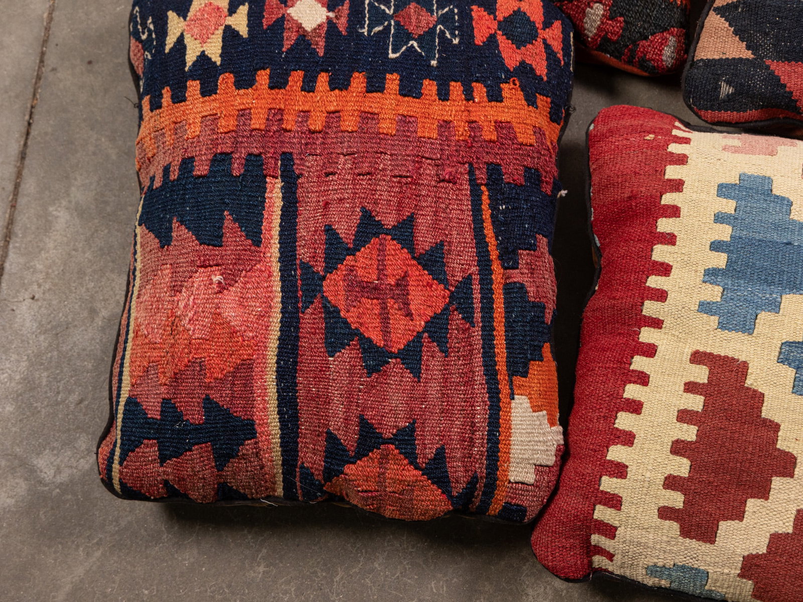 Southwestern Style Throw Pillows - 4