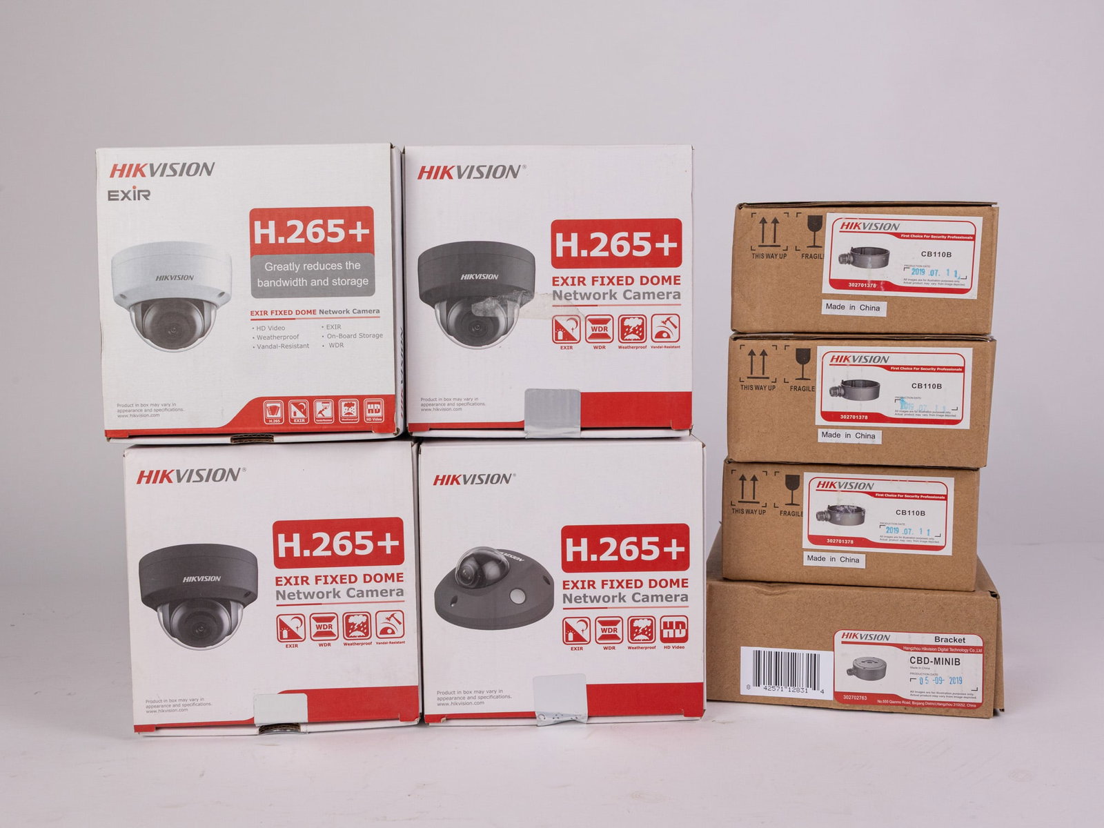 HIKVision Home Security Camera Set: HIKVision Home Security Camera Set Size 7" x 12" x 12" Literature Brooks Auction – Online Auction Terms & Conditions Contact: (856) 694-2960 | info@brooks.auction READ BEFORE YOU BID: We want