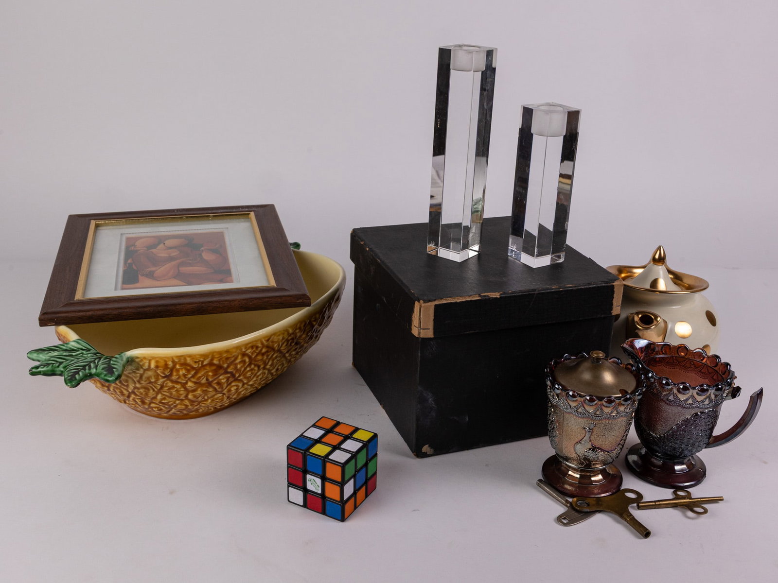 Decor Assortment Lot - 2