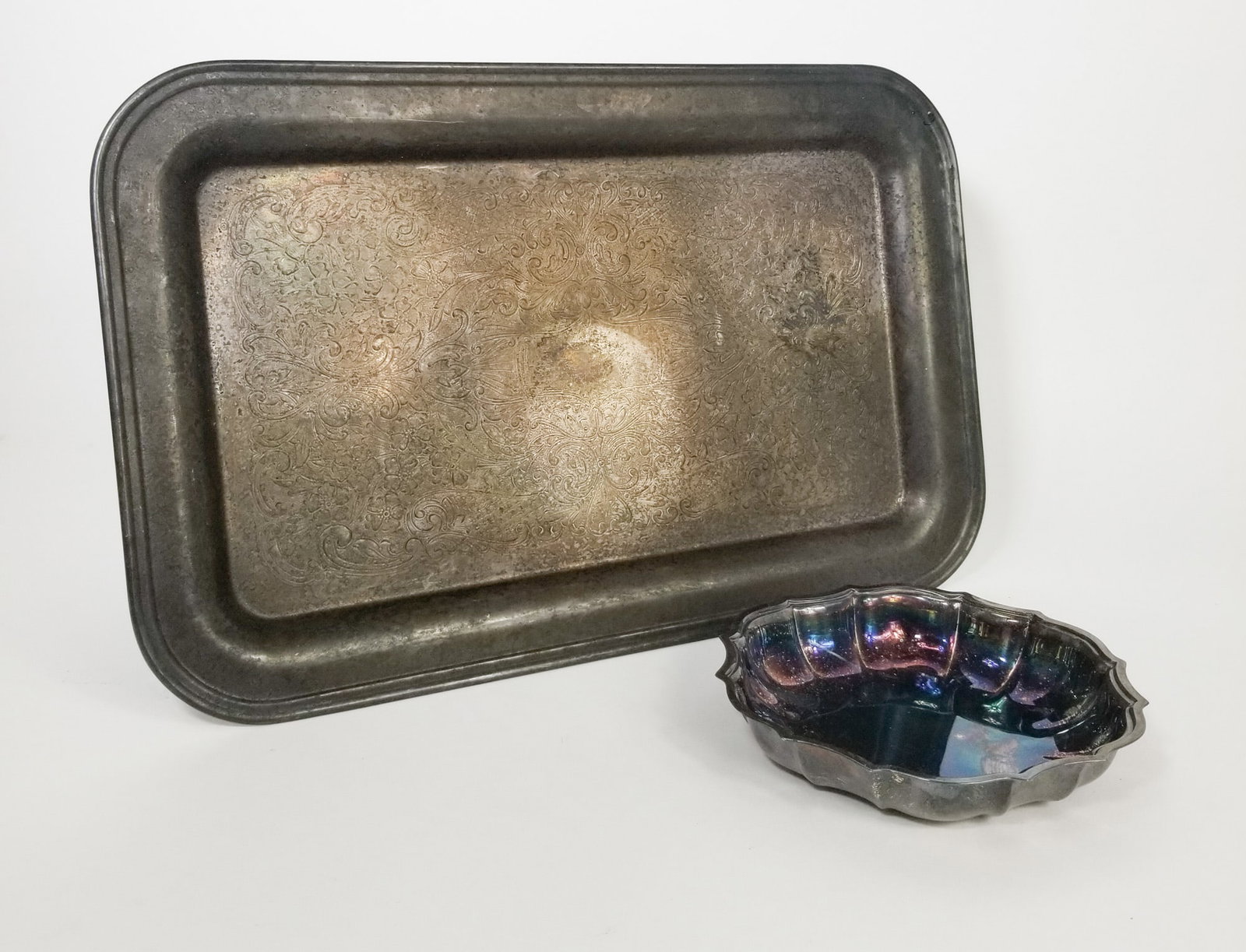 Two Silver Plate Trays: Two Silver Plate Trays total weight 698.6g Literature Brooks Auction – Online Auction Terms & Conditions Contact: (856) 694-2960 | info@brooks.auction READ BEFORE YOU BID: We want you to feel co