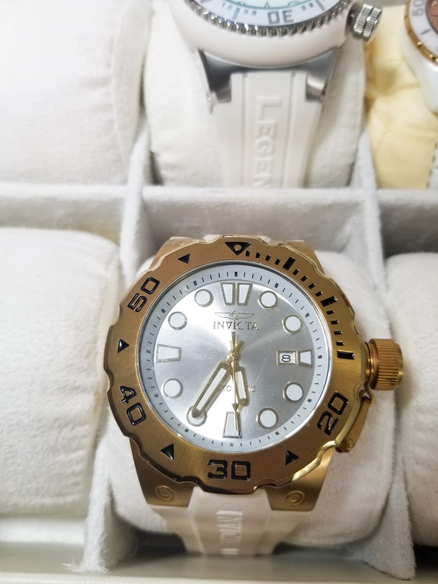 Invicta Russian Diver Display Box with 7 Assorted Watches - 4