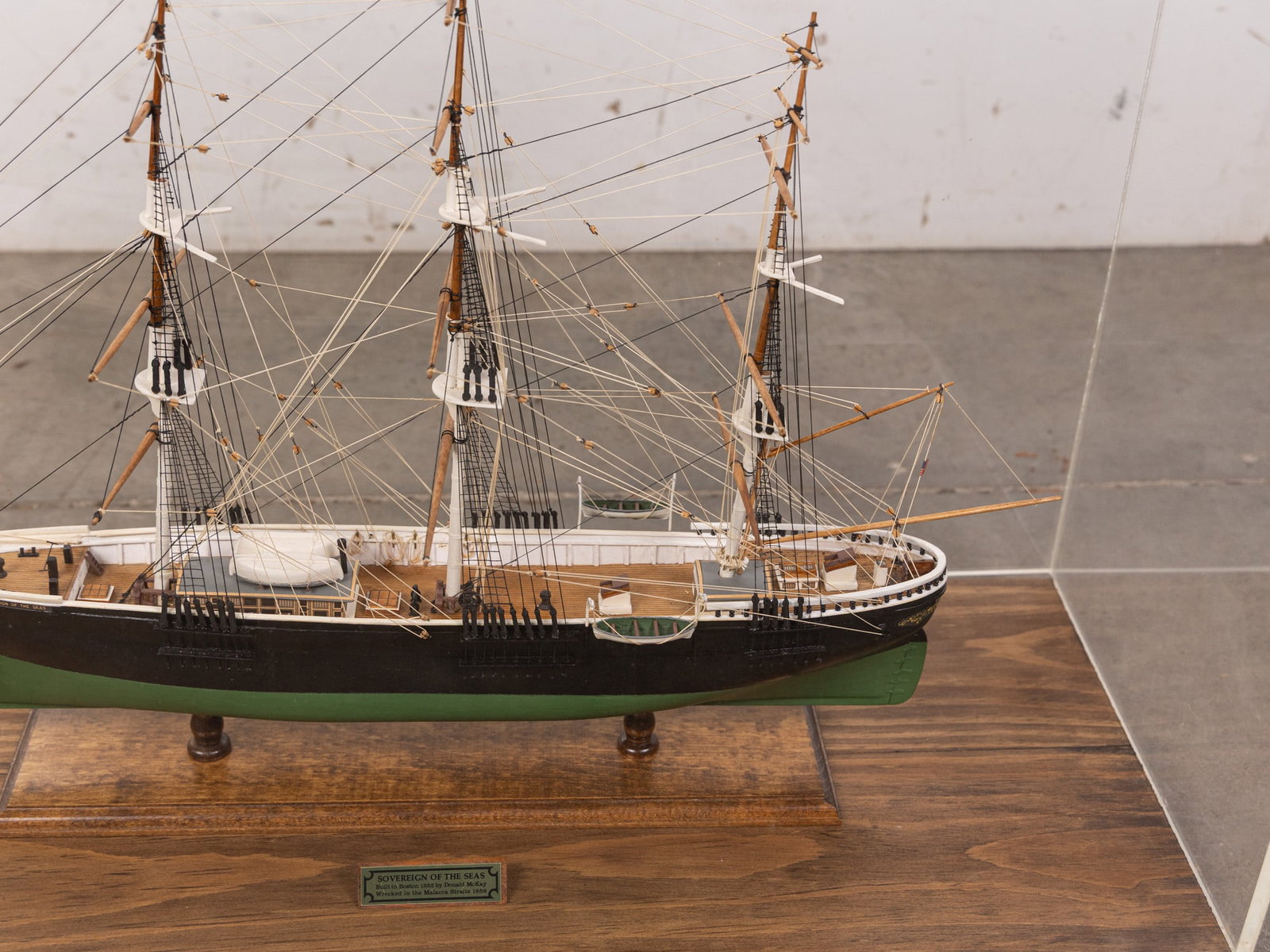 Model of the Clipper Ship "Sovereign of the Seas" - 4