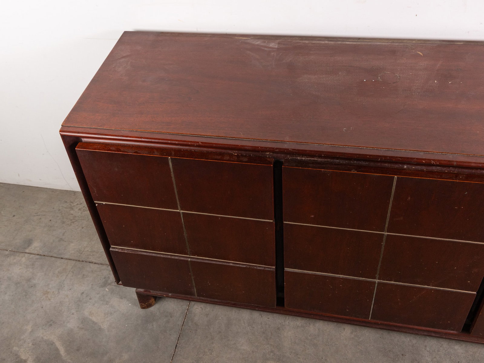 American of Martinsville Modern Walnut Chest of Drawers with Geometric Brass Inlay - 3